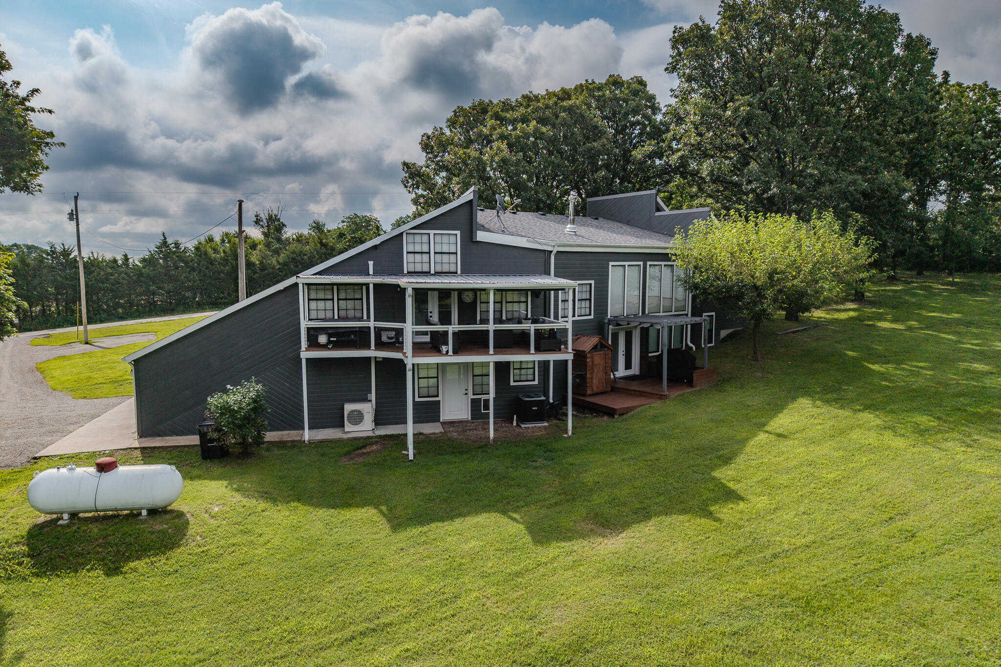 11145 State Hwy W Property Photo 76