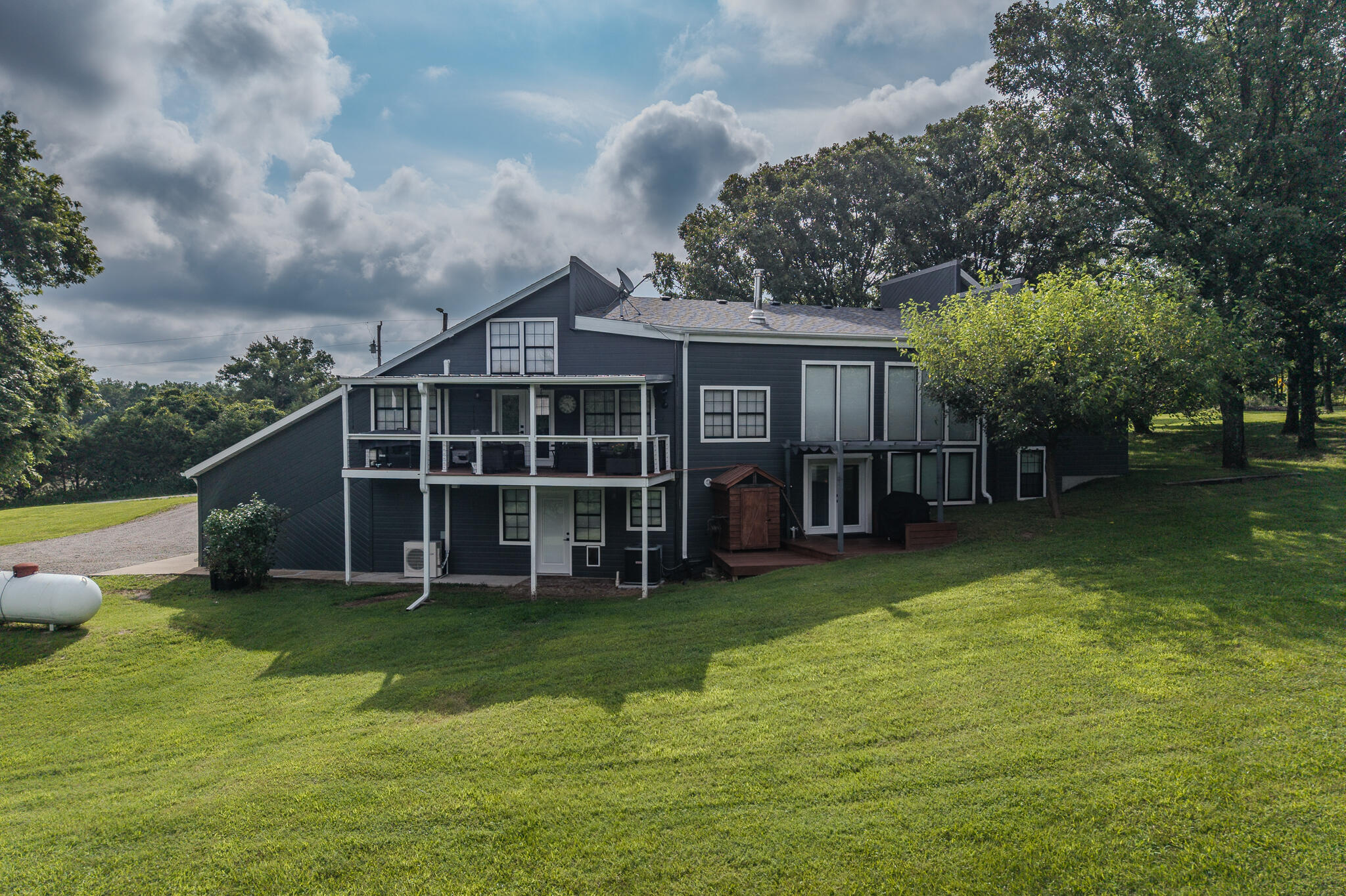 11145 State Hwy W Property Photo 78