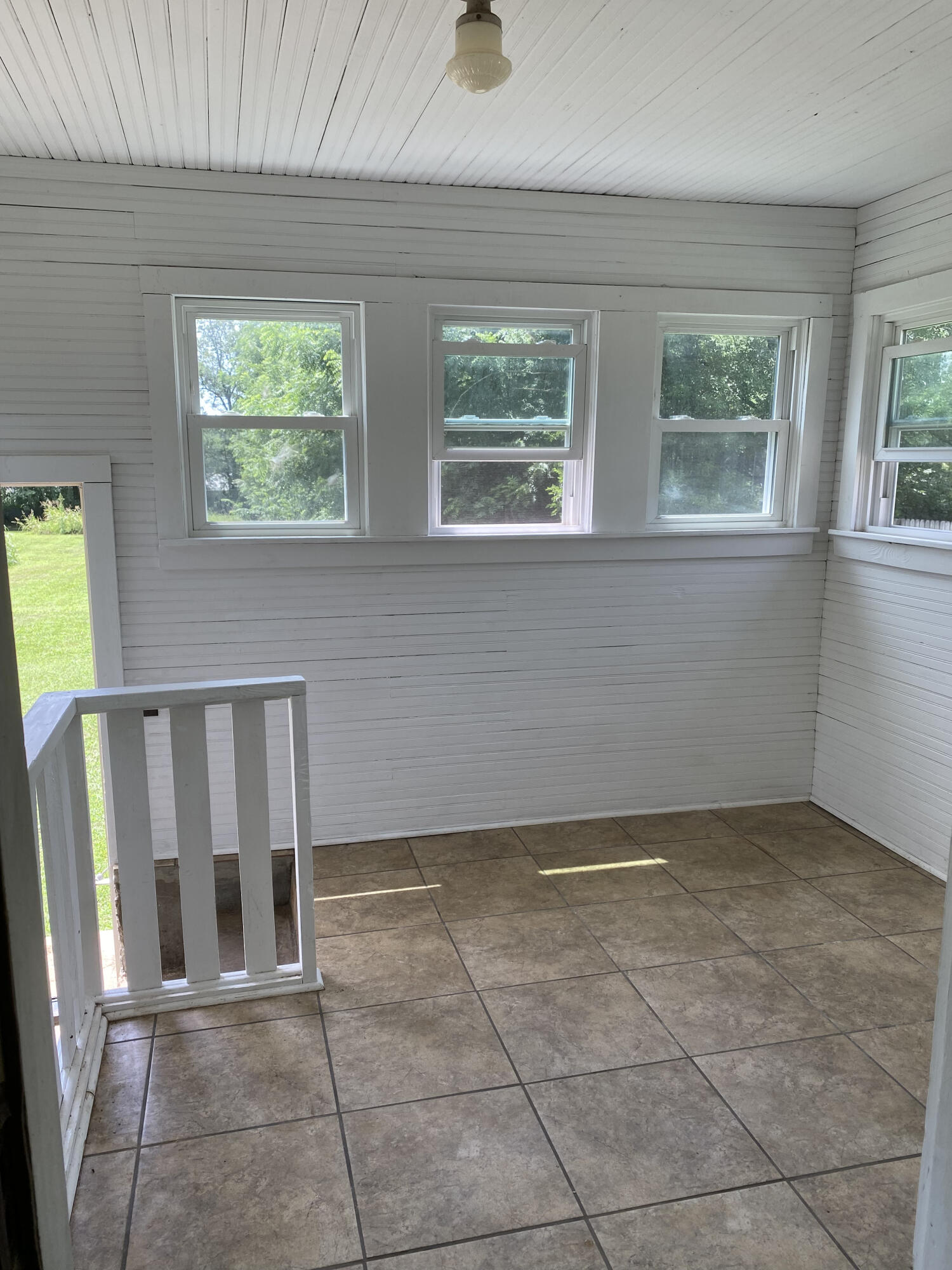 904 East Locust Street Property Photo 15