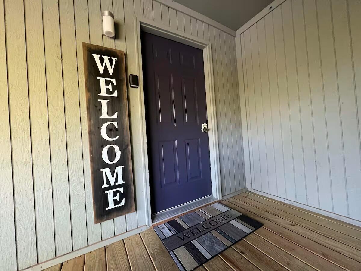 388 Notch Lane Property Photo 1