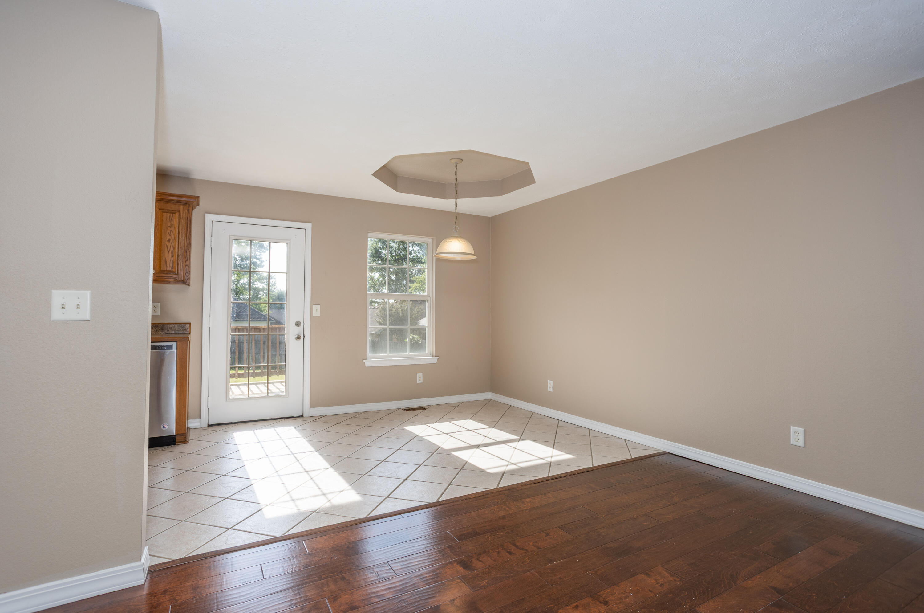 574 South Kings Gate Court Property Photo 8