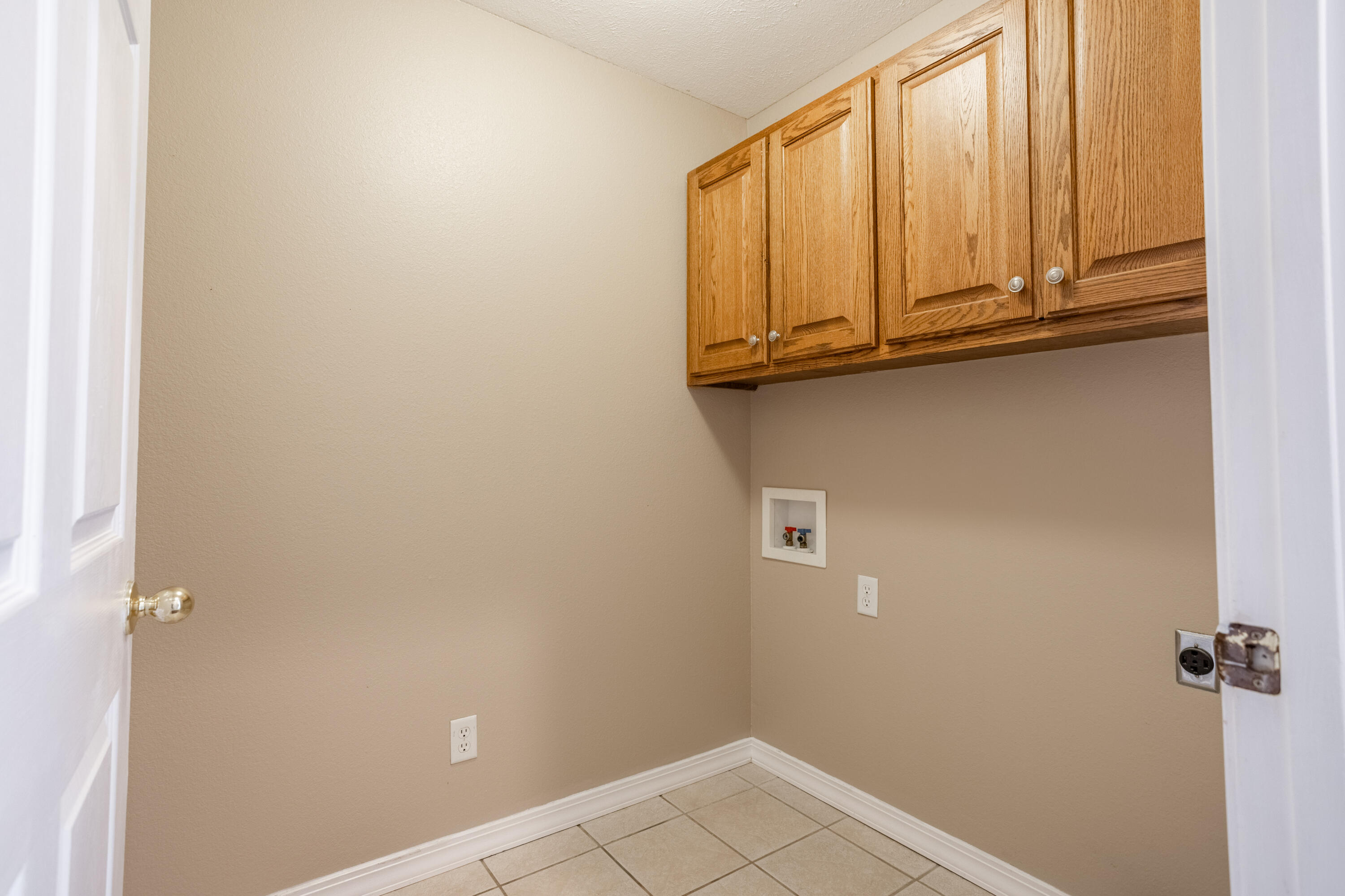 574 South Kings Gate Court Property Photo 12