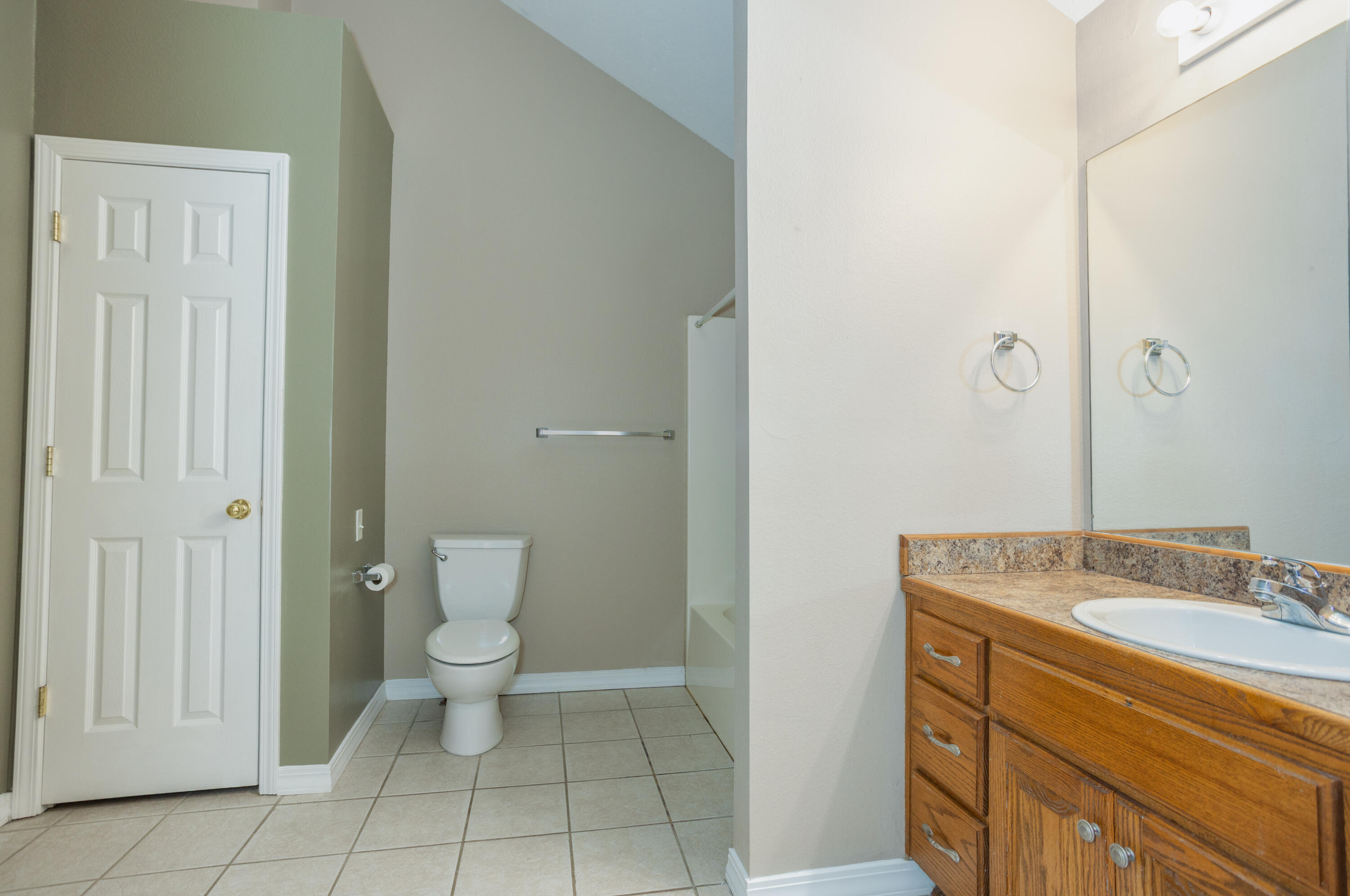 574 South Kings Gate Court Property Photo 14