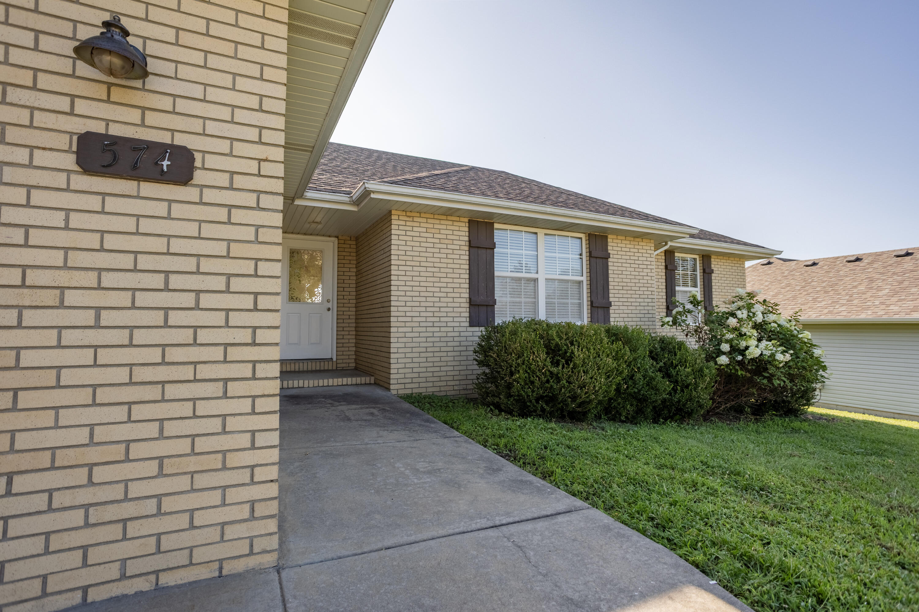 574 South Kings Gate Court Property Photo 35