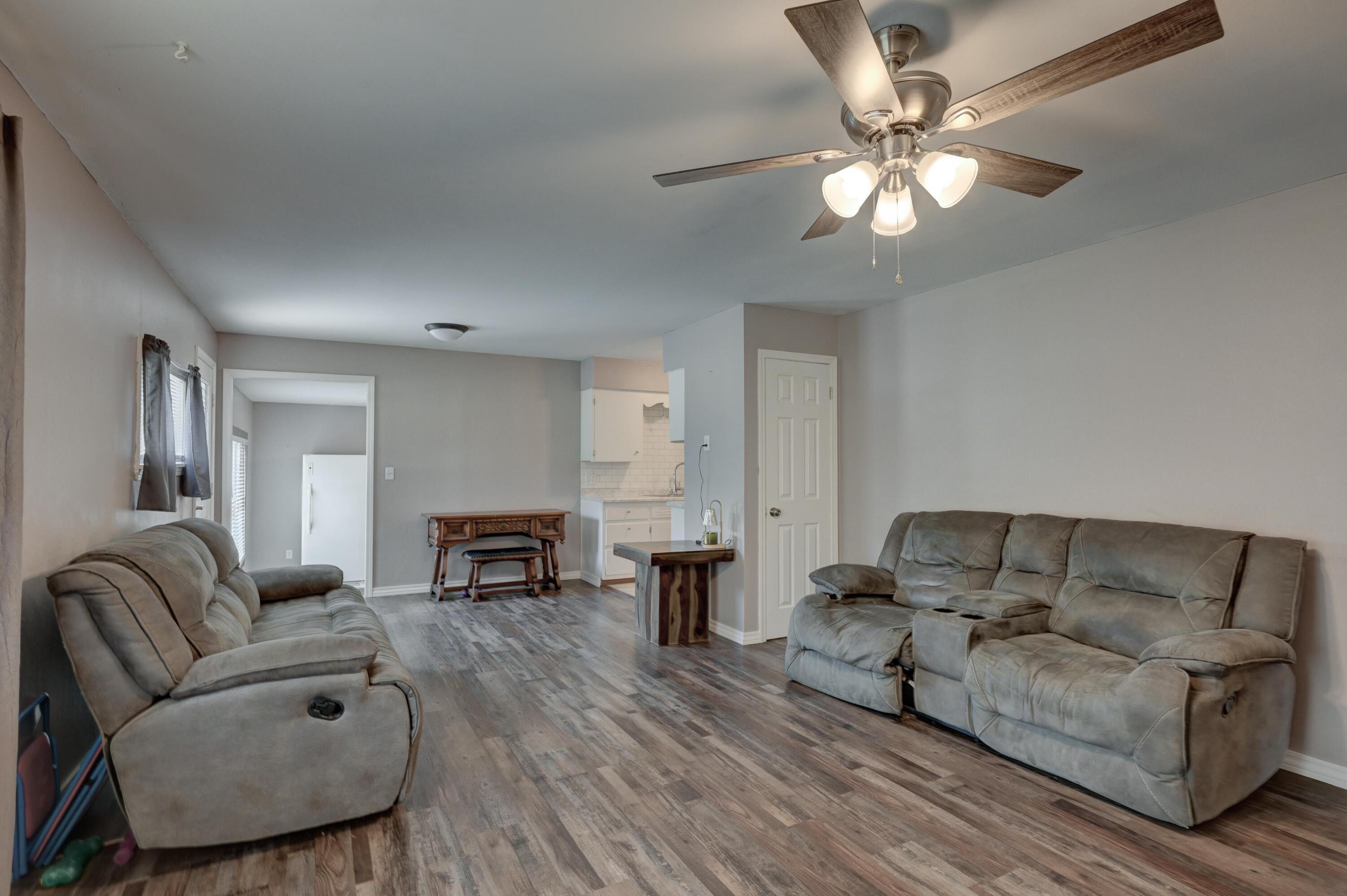 305 Verbryck Street Property Photo 6