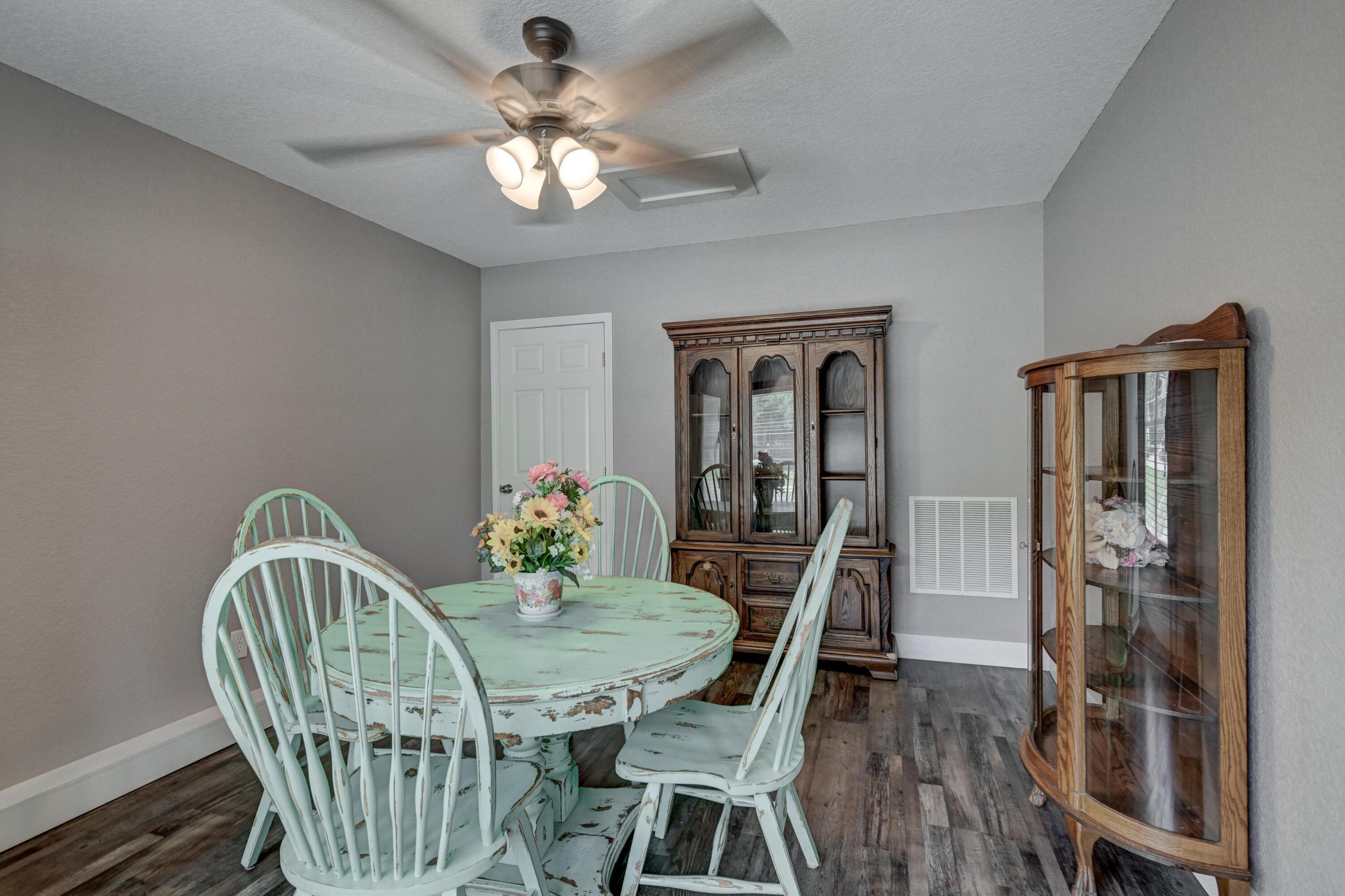 305 Verbryck Street Property Photo 15