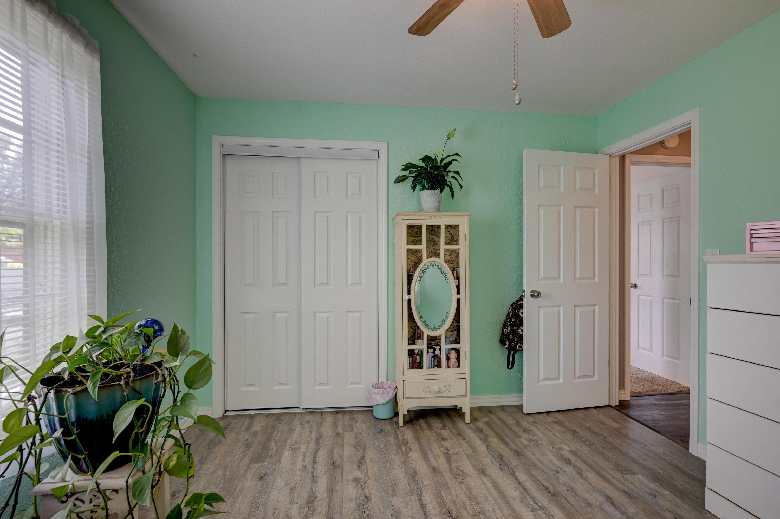 305 Verbryck Street Property Photo 26