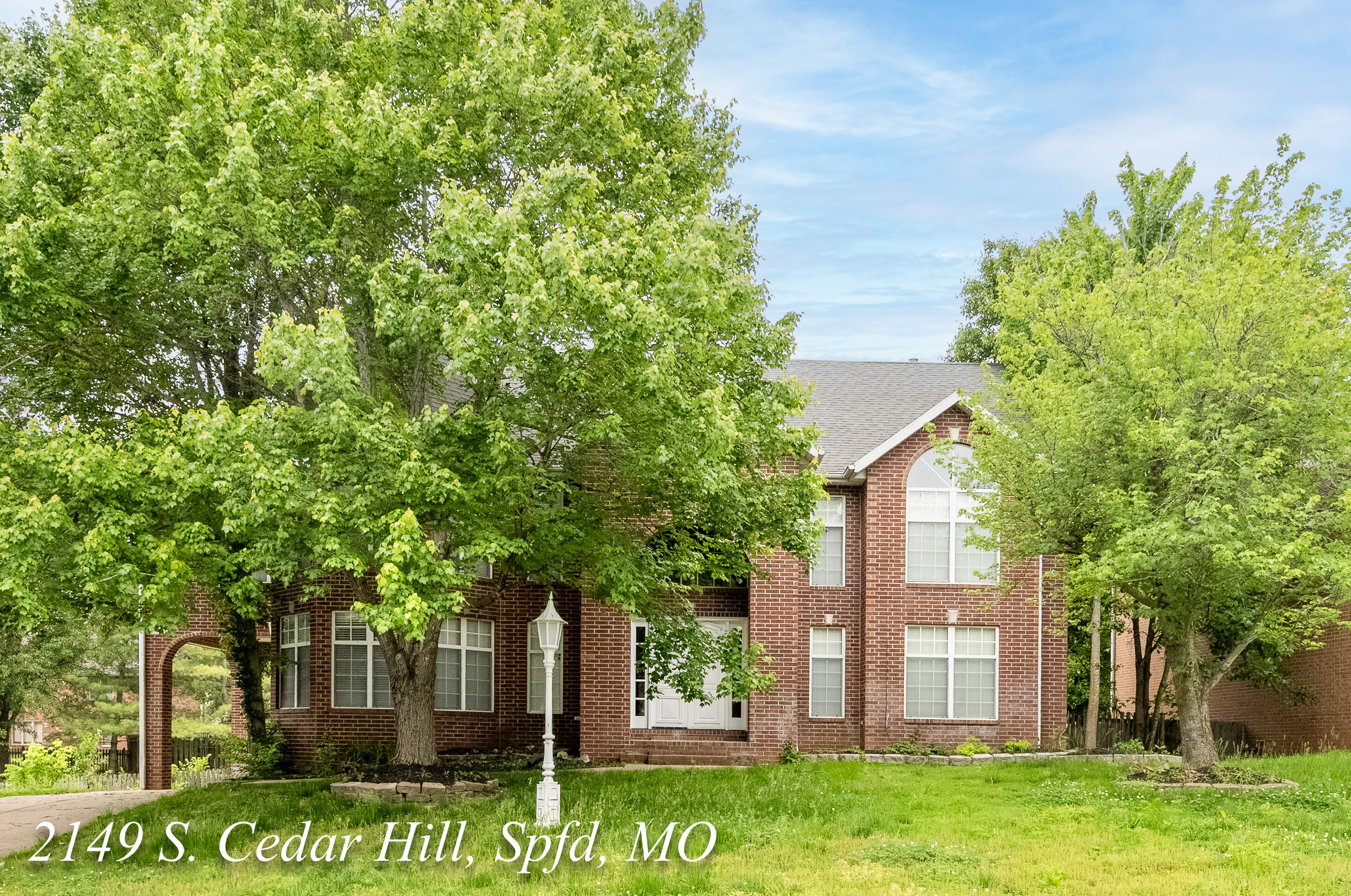 2149 South Cedar Hill Avenue Property Photo 9