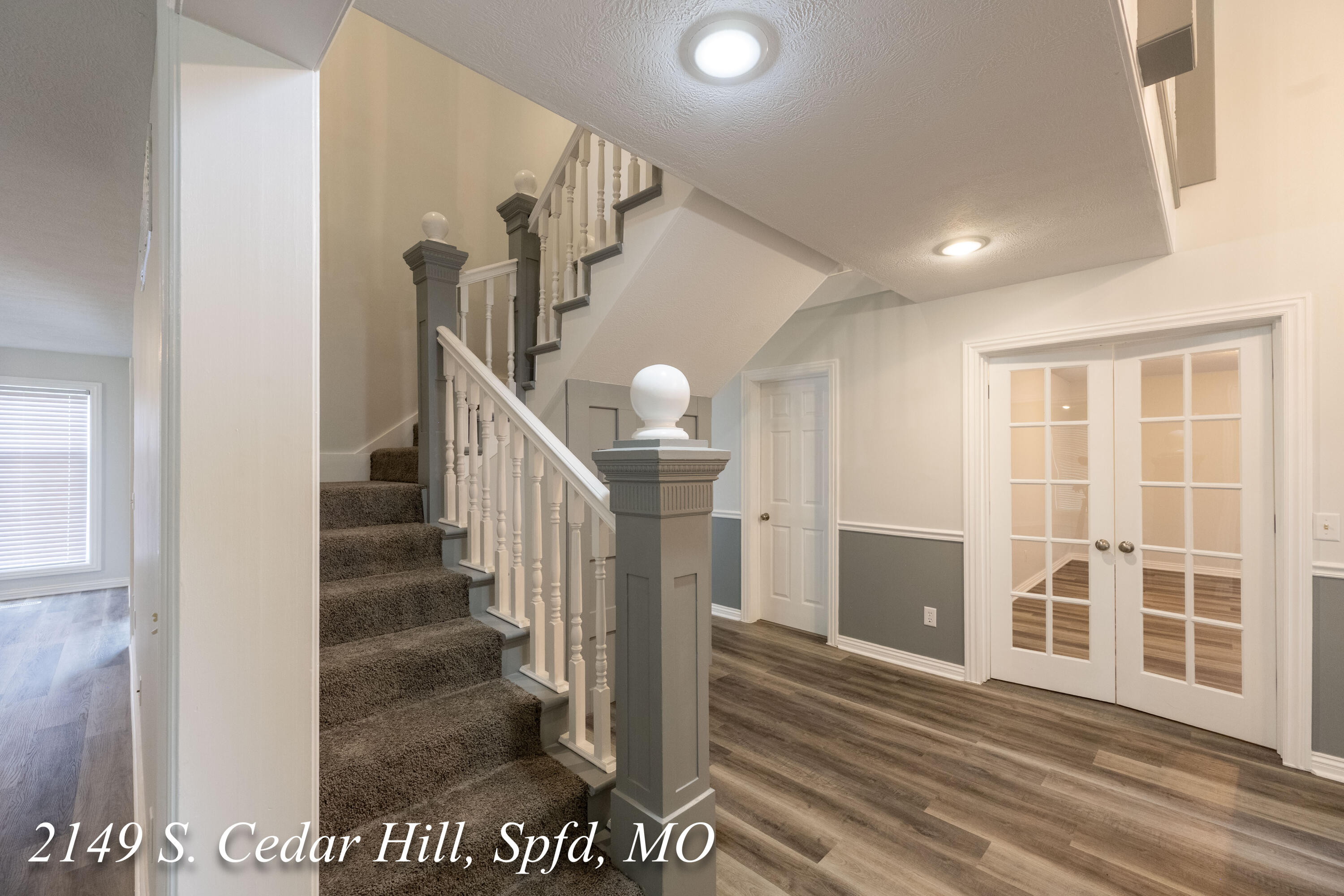 2149 South Cedar Hill Avenue Property Photo 19
