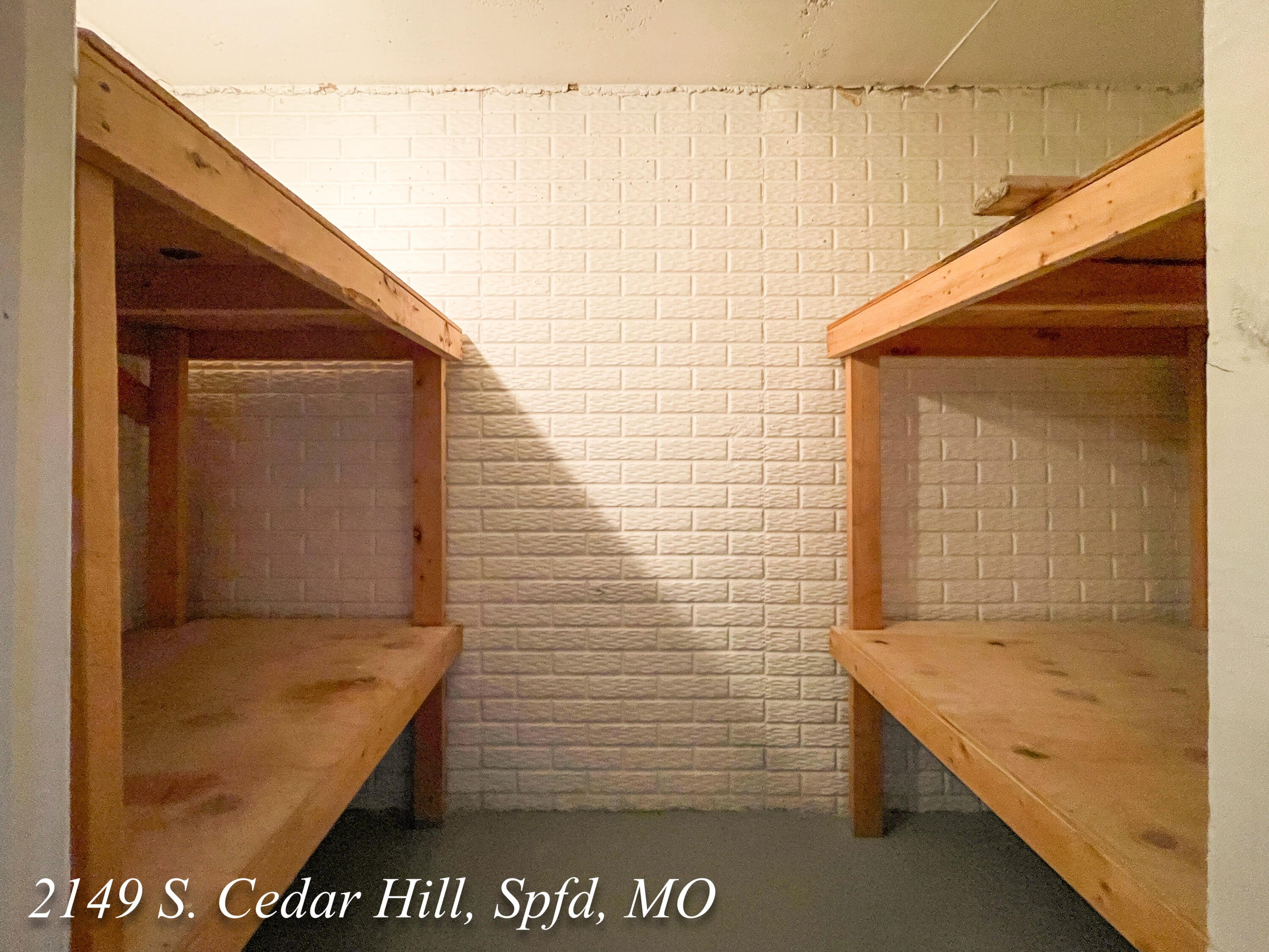 2149 South Cedar Hill Avenue Property Photo 58