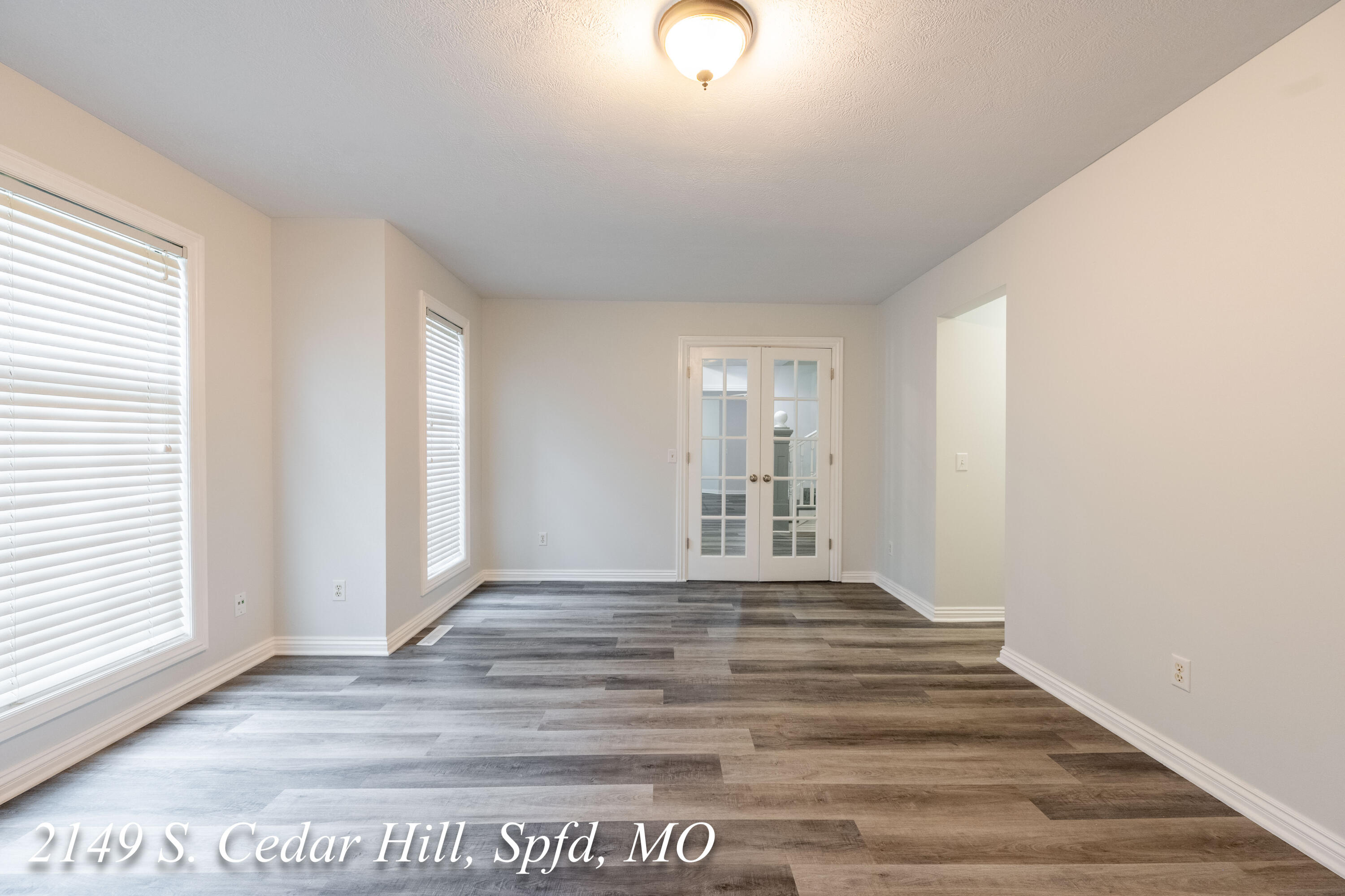 2149 South Cedar Hill Avenue Property Photo 72
