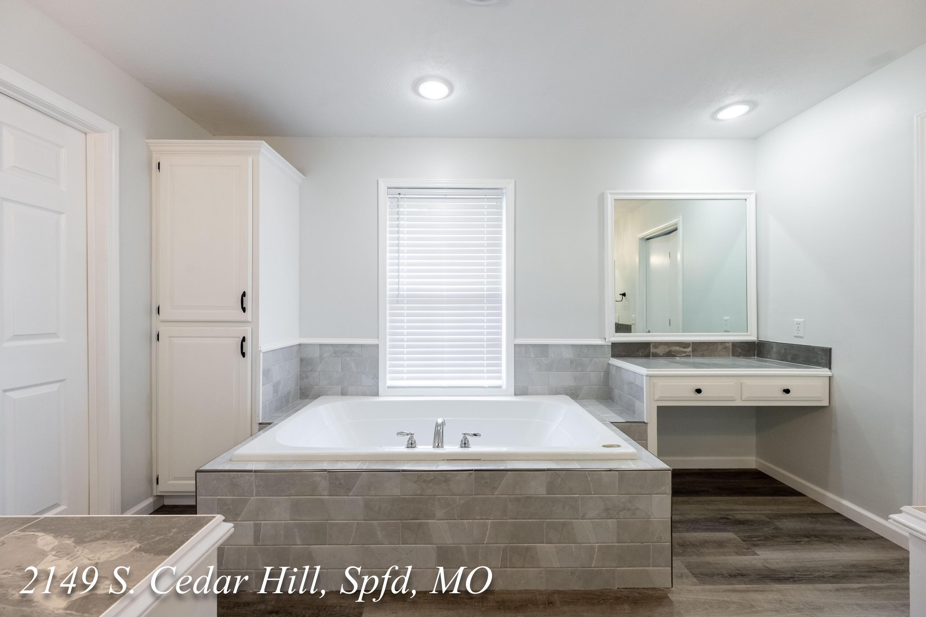2149 South Cedar Hill Avenue Property Photo 76
