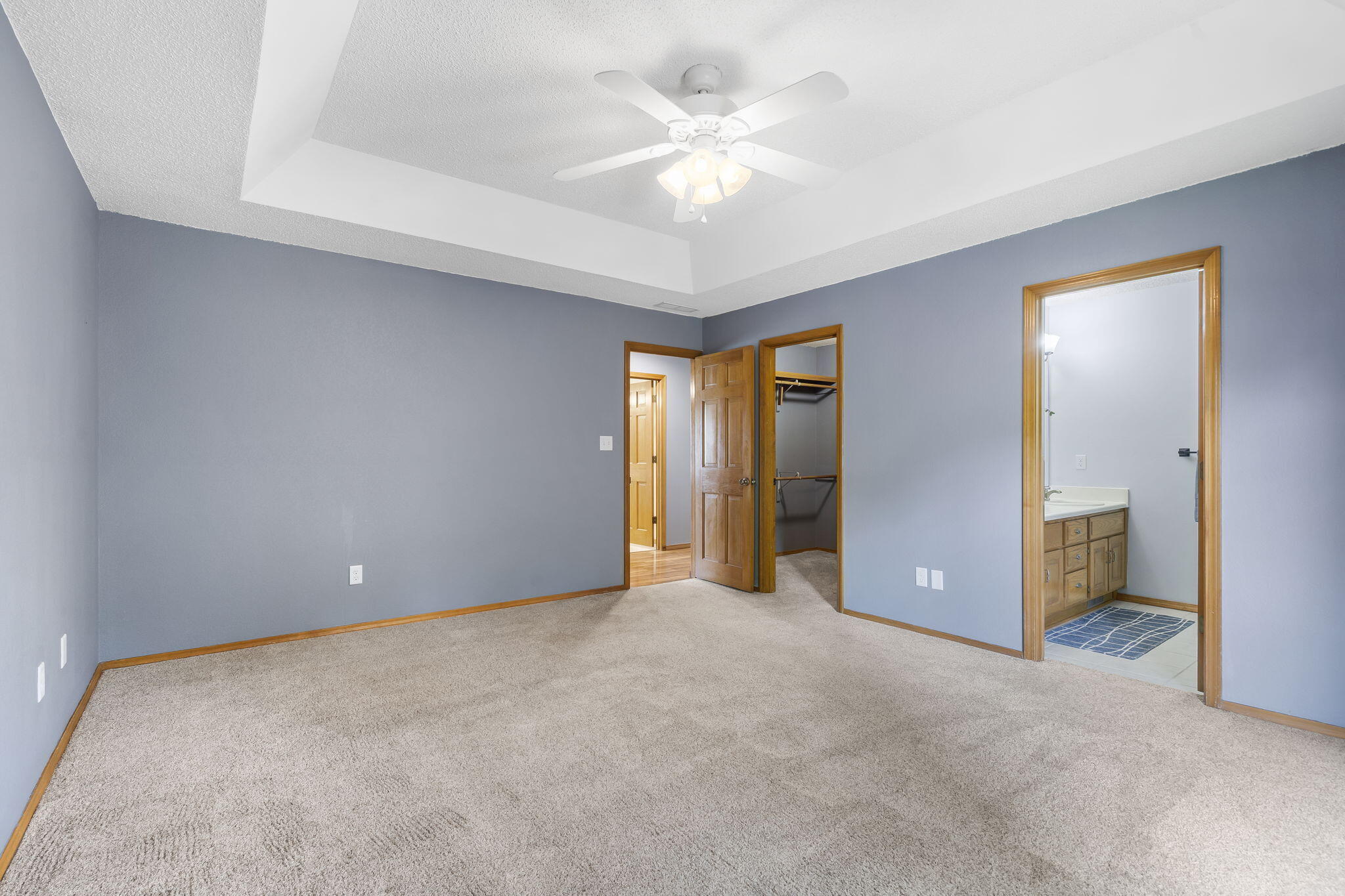 2331 East Monroe Street Property Photo 13