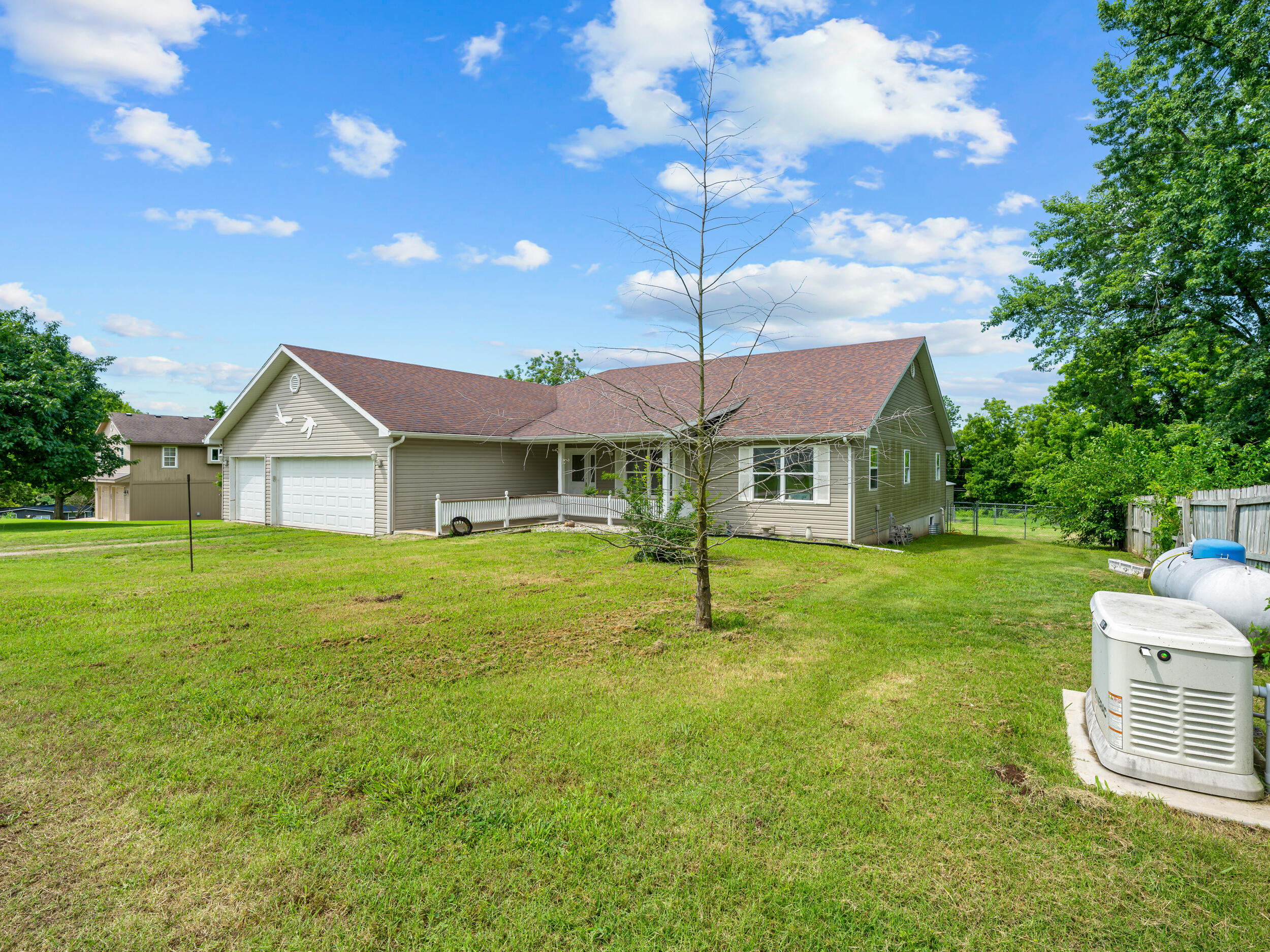 24612 Maple Street Property Photo 2