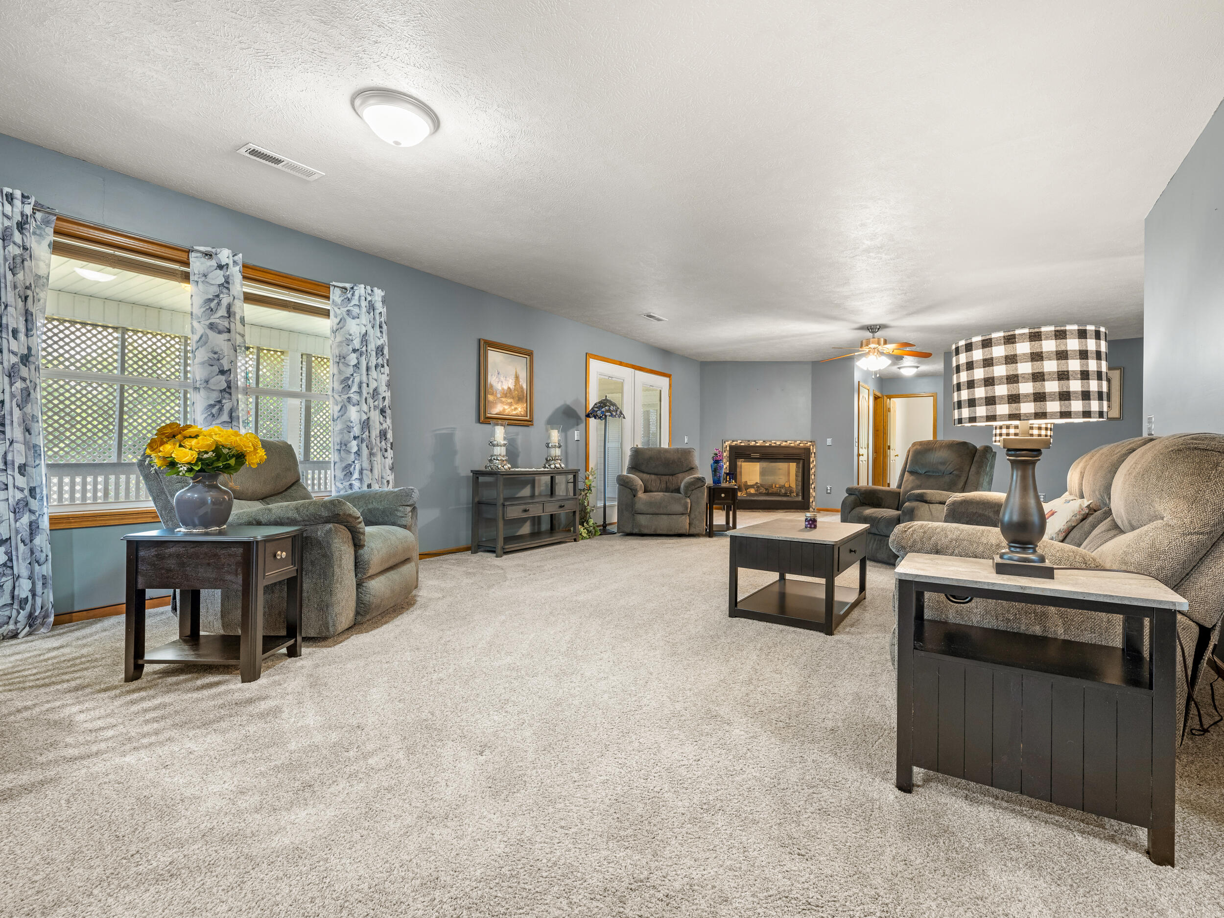 24612 Maple Street Property Photo 5
