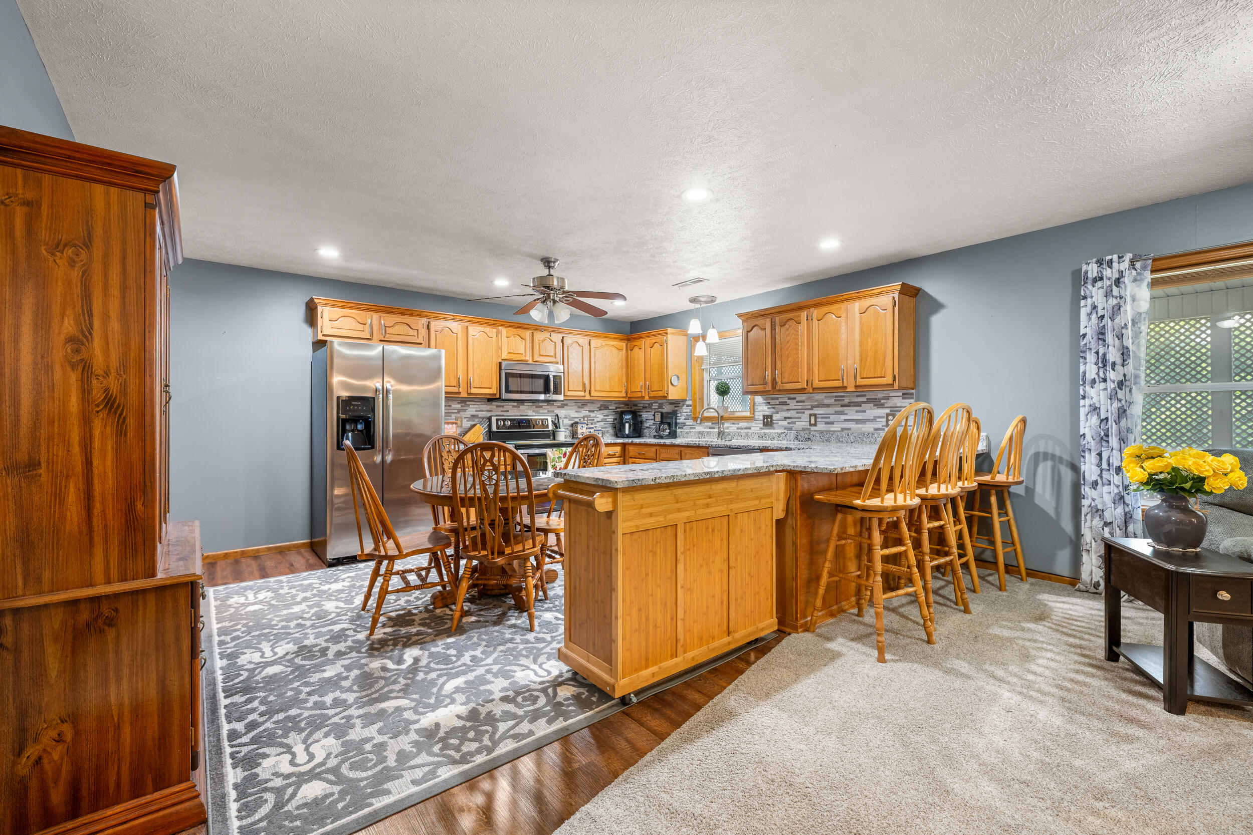 24612 Maple Street Property Photo 10