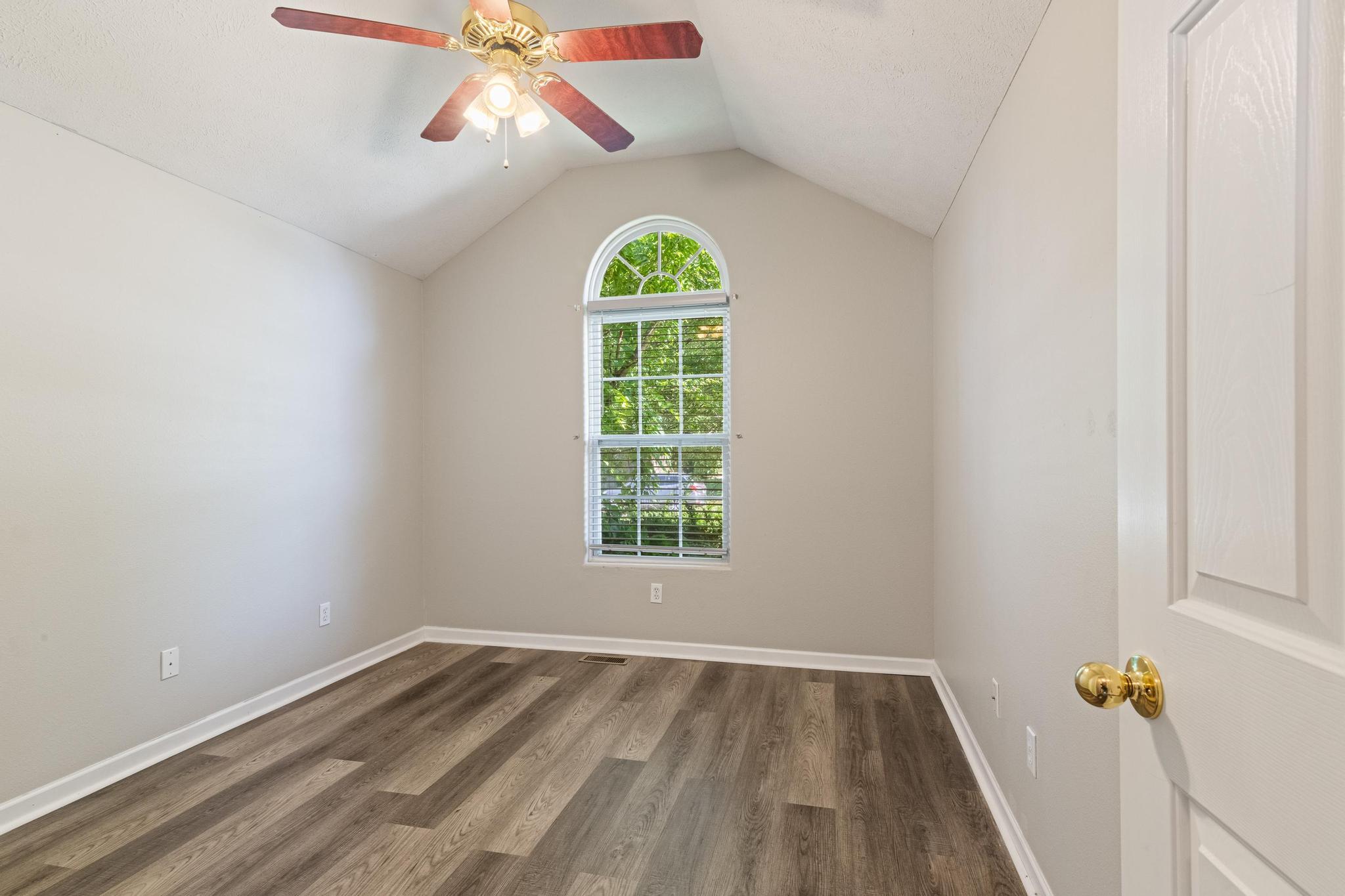 3702 West Riverside Street Property Photo 19