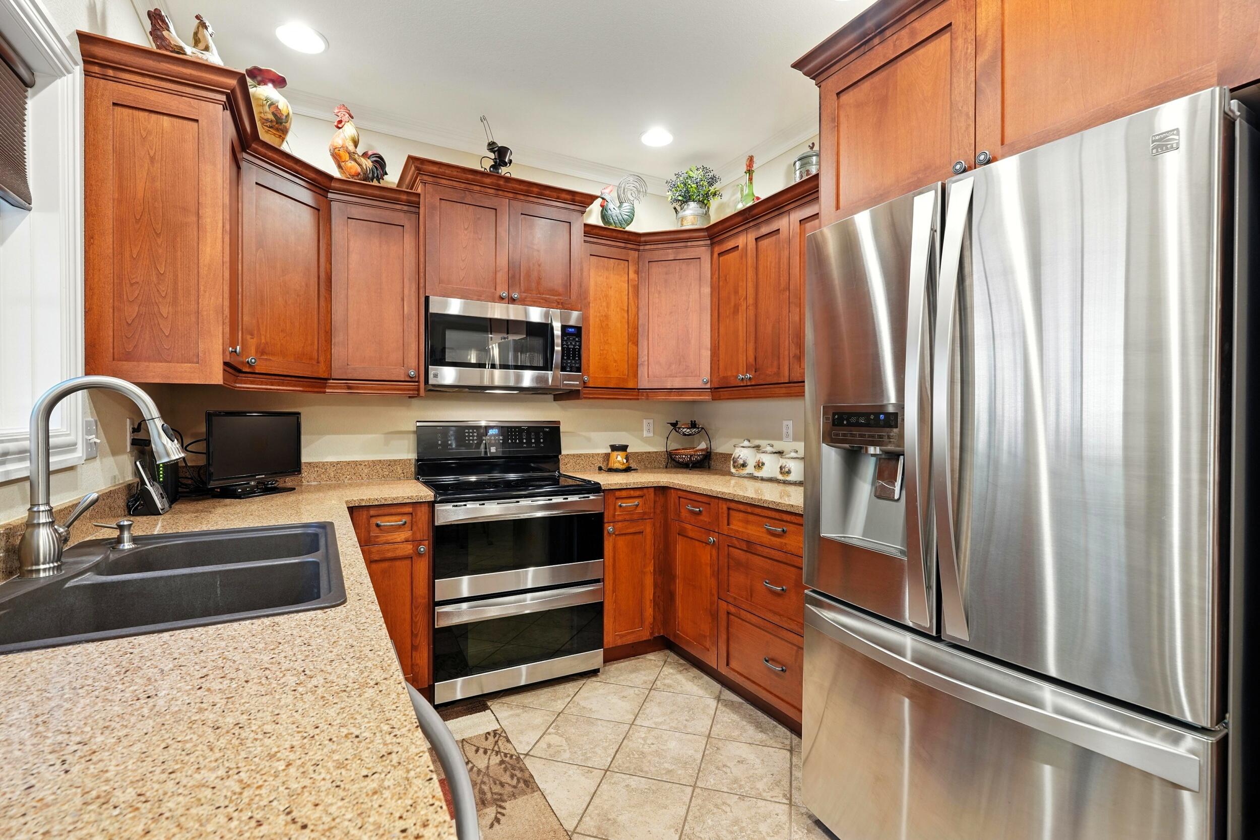 133 Stillwood Drive Property Photo 14