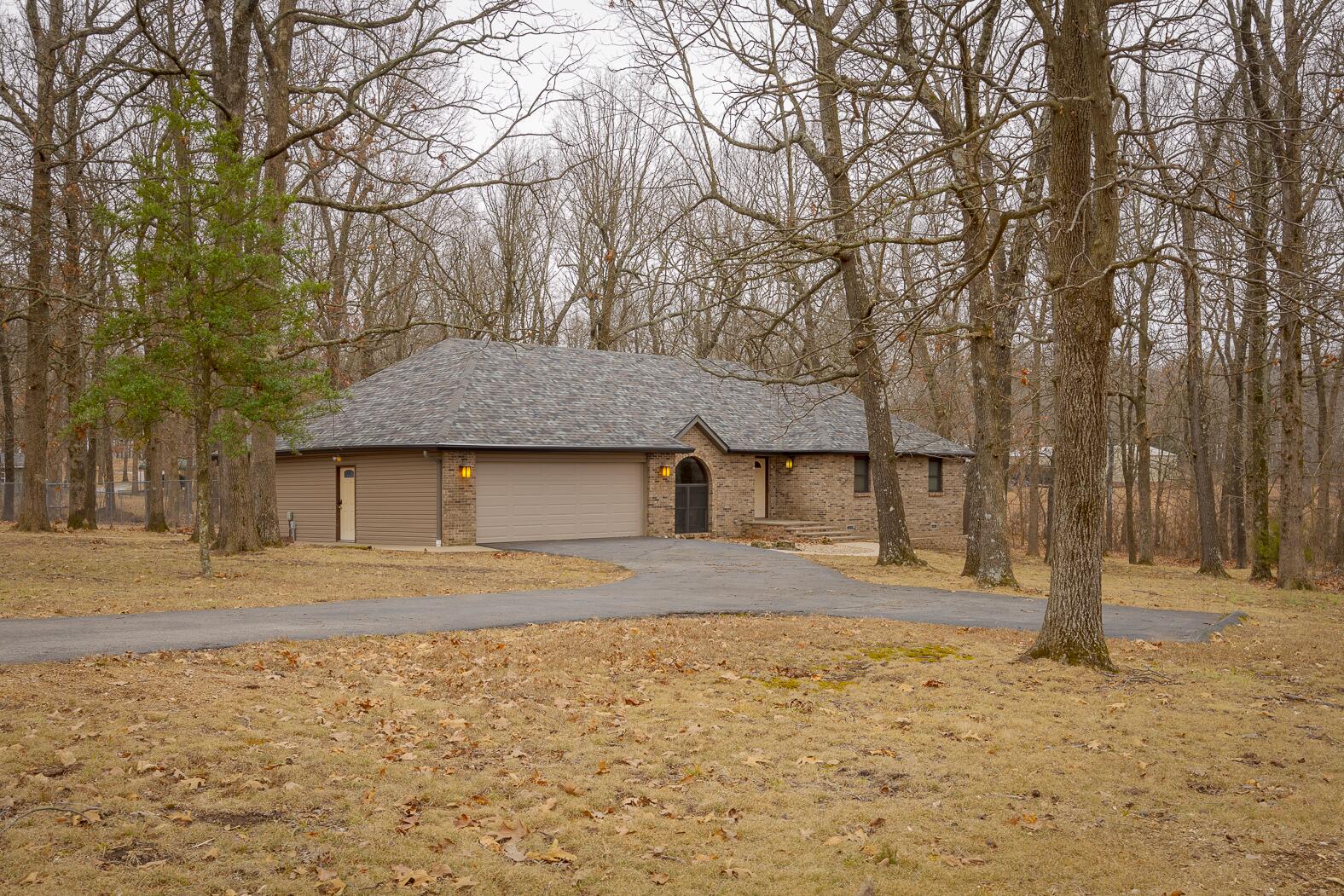 17664 West County Line Road Property Photo 5
