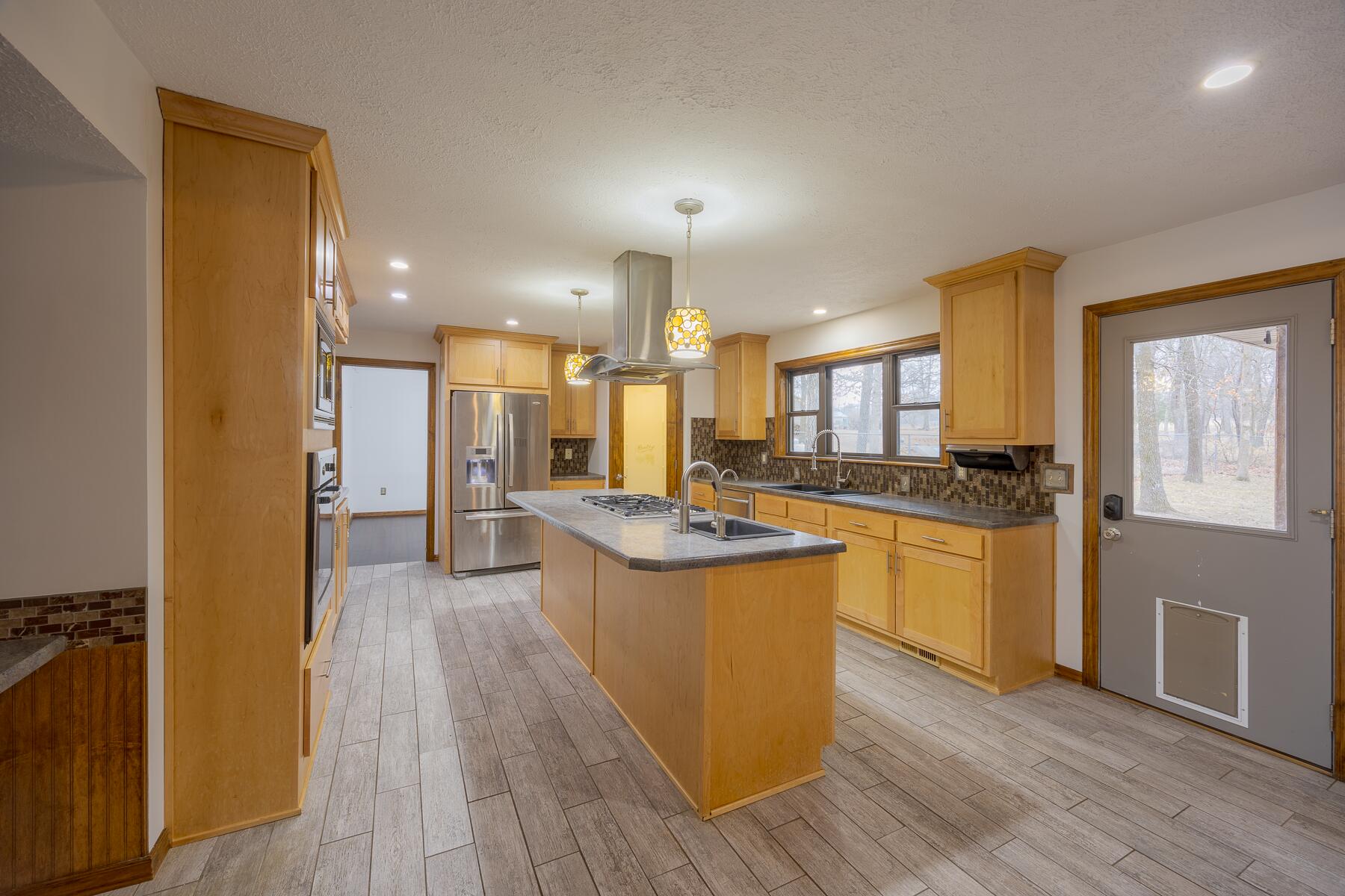 17664 West County Line Road Property Photo 18