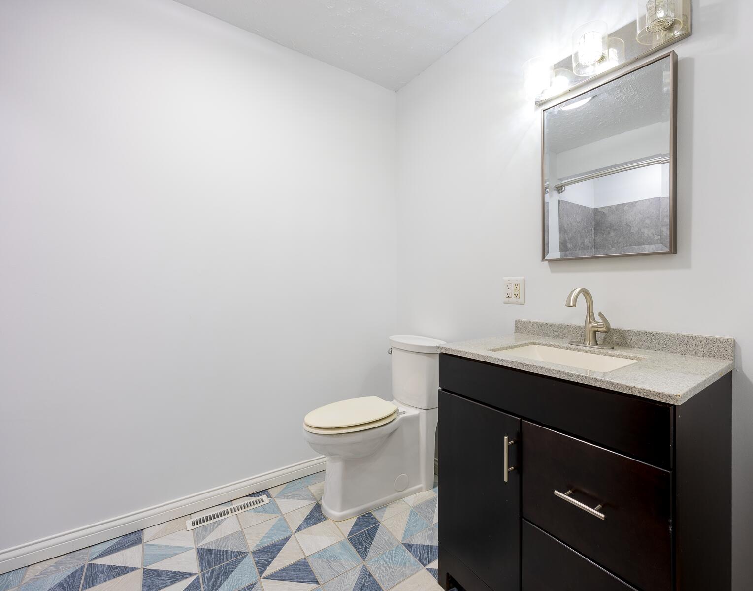 17664 West County Line Road Property Photo 28
