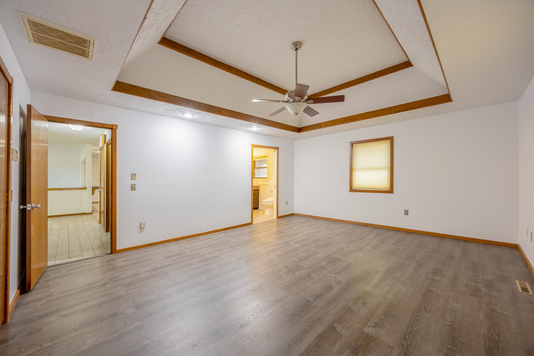 17664 West County Line Road Property Photo 33