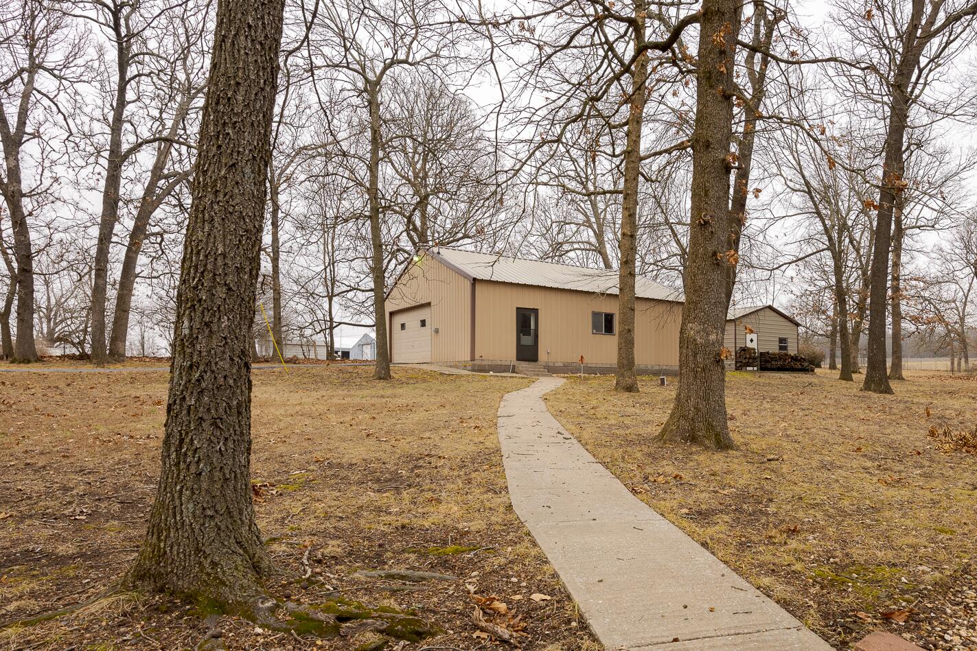 17664 West County Line Road Property Photo 42