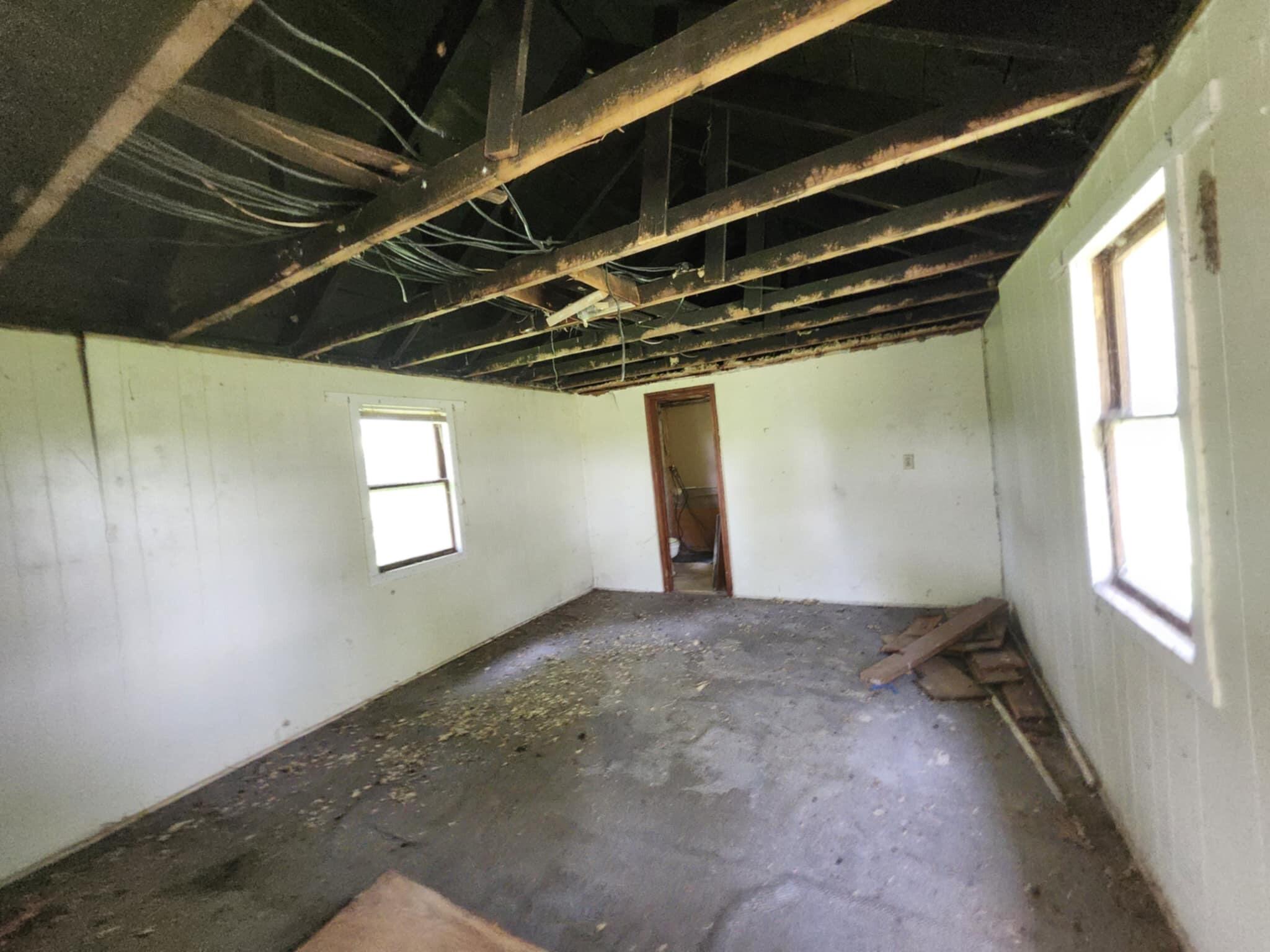 1303 Highway 63 Property Photo 8