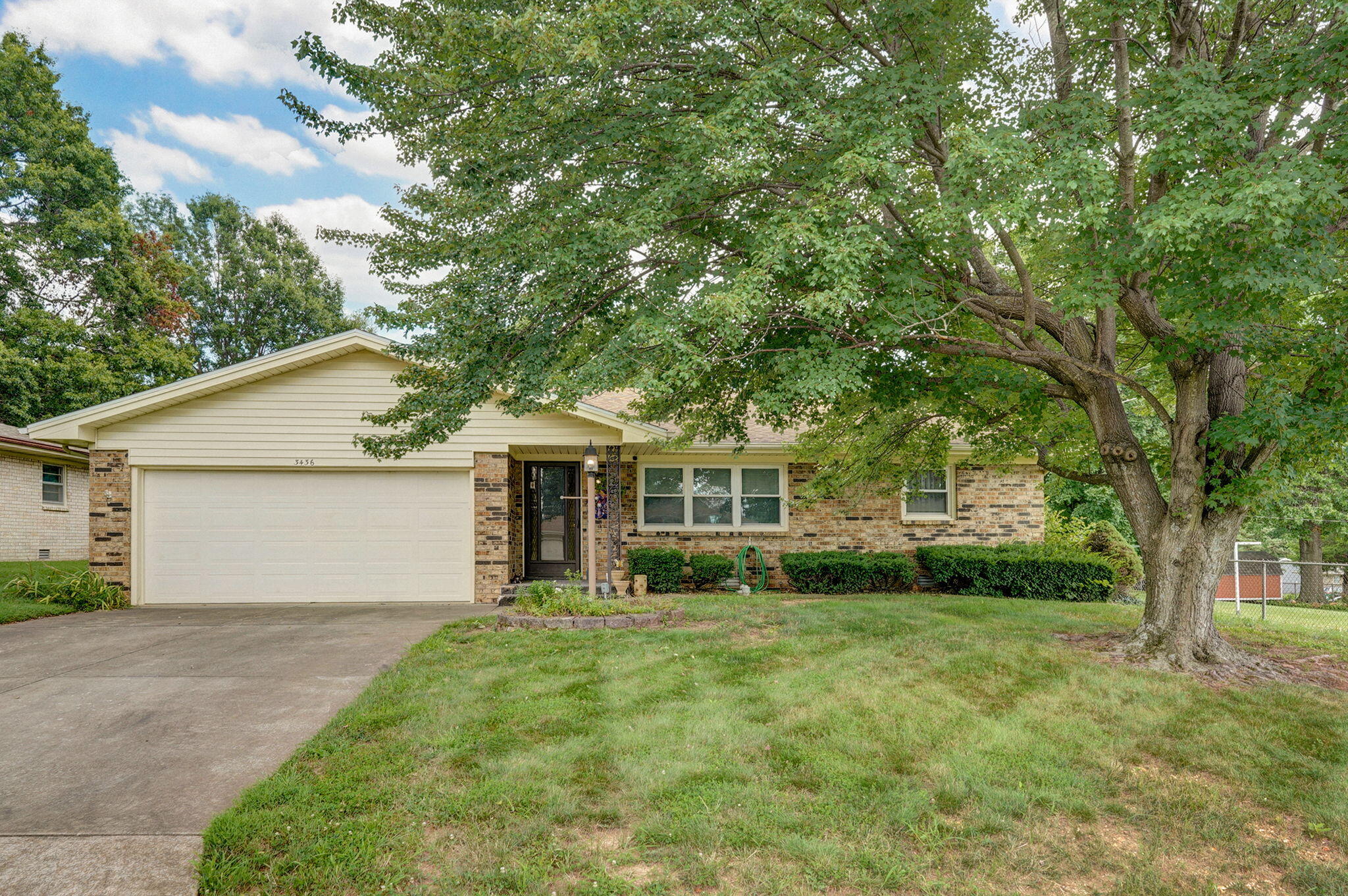 3436 North Rogers Avenue Property Photo 1