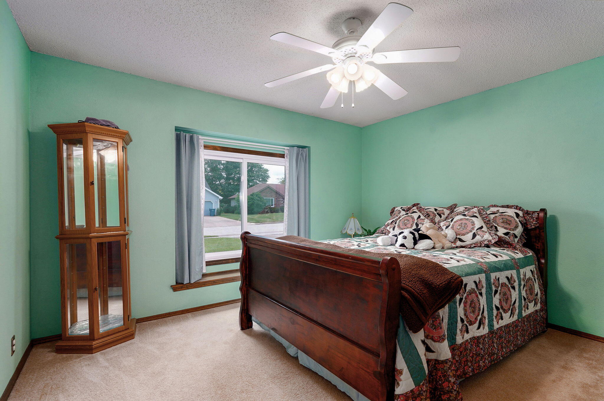 2432 South Suprema Avenue Property Photo 24