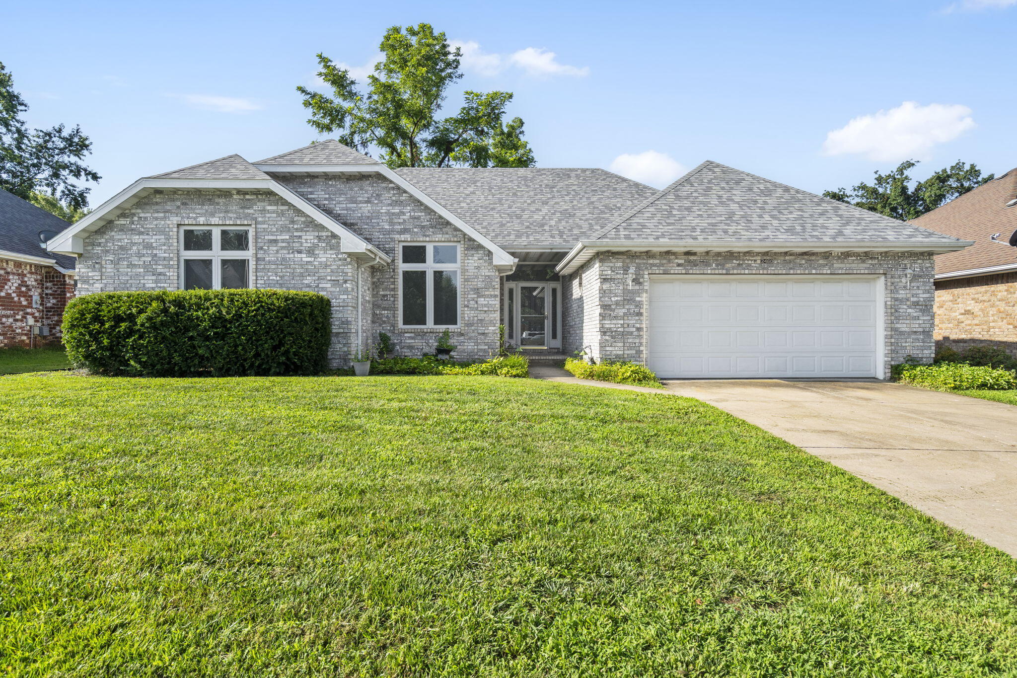 2460 West Allen Drive Property Photo 1