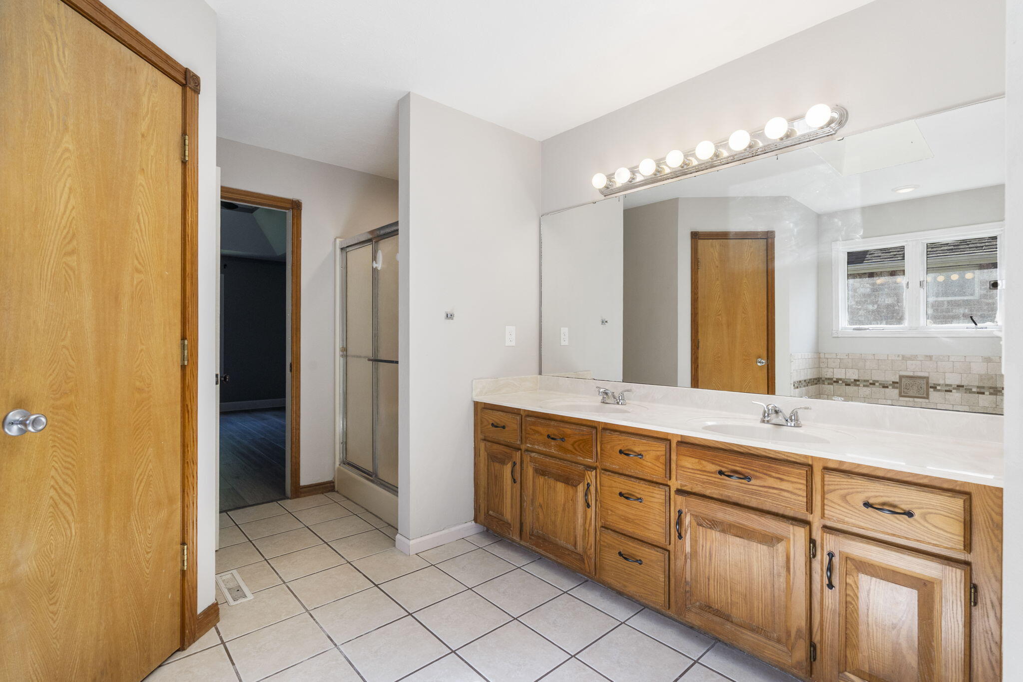 2460 West Allen Drive Property Photo 20