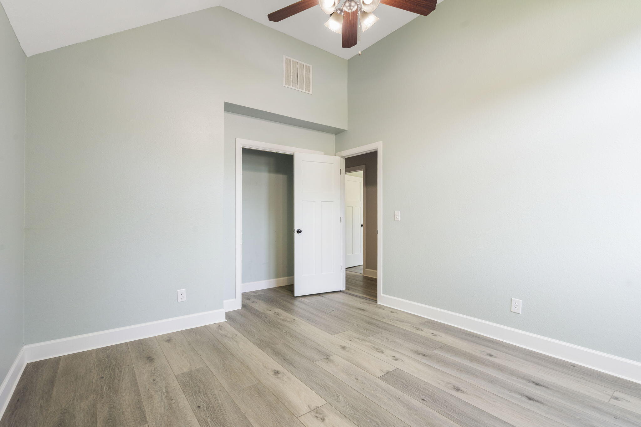 2460 West Allen Drive Property Photo 29
