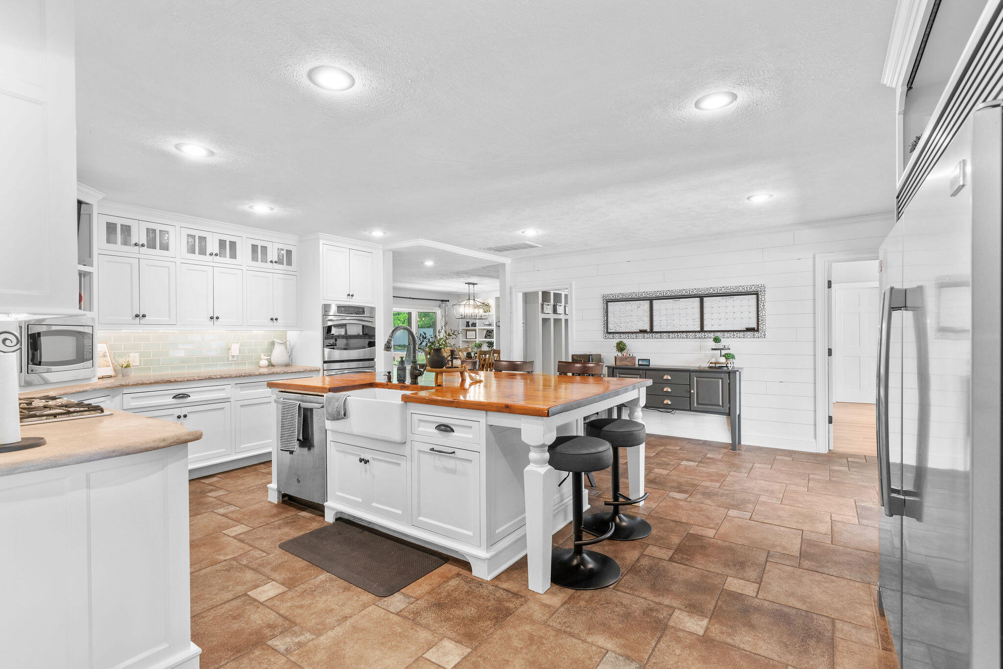 3295 South Farm Road 199 Property Photo 31