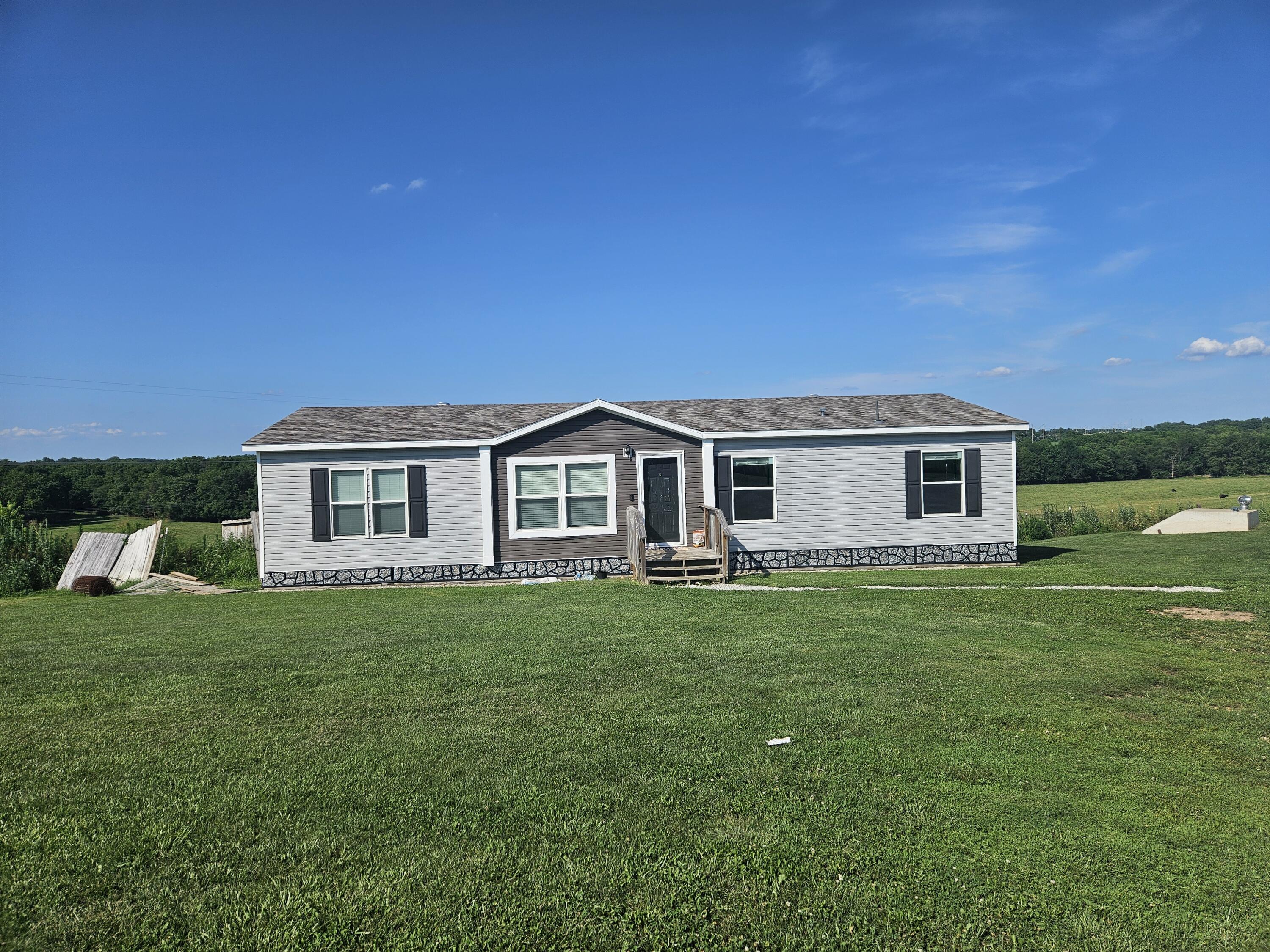 9985 West State Highway Tt Property Photo 1