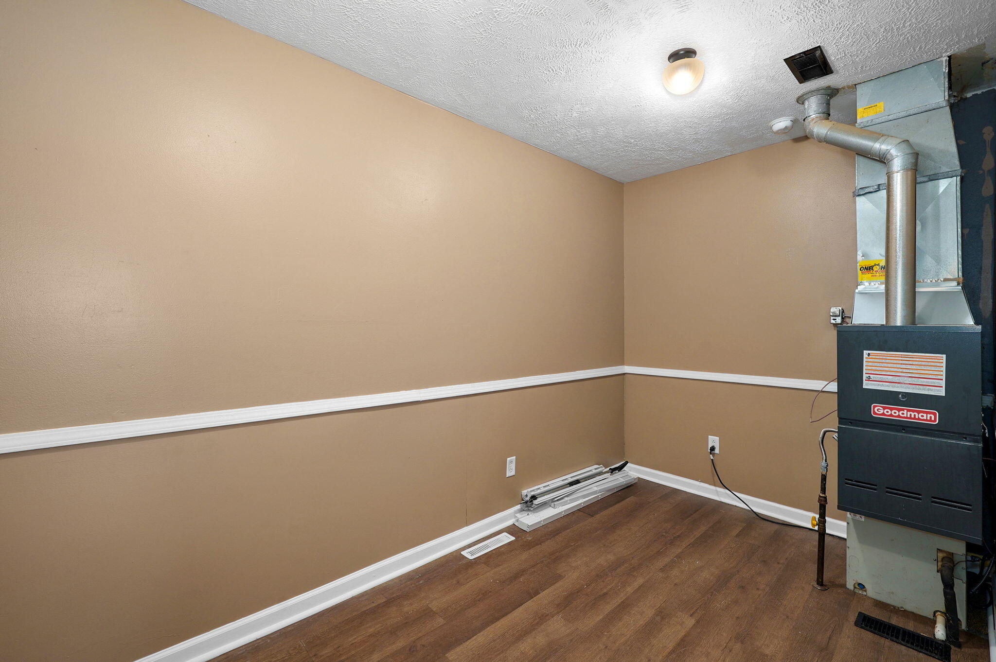 1565 East Briar Street Property Photo 23