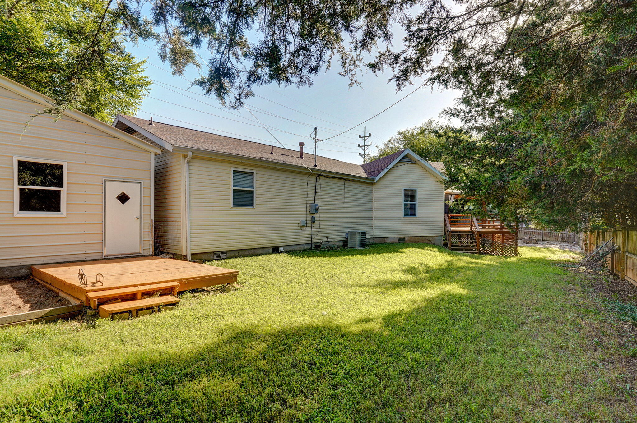 1565 East Briar Street Property Photo 37