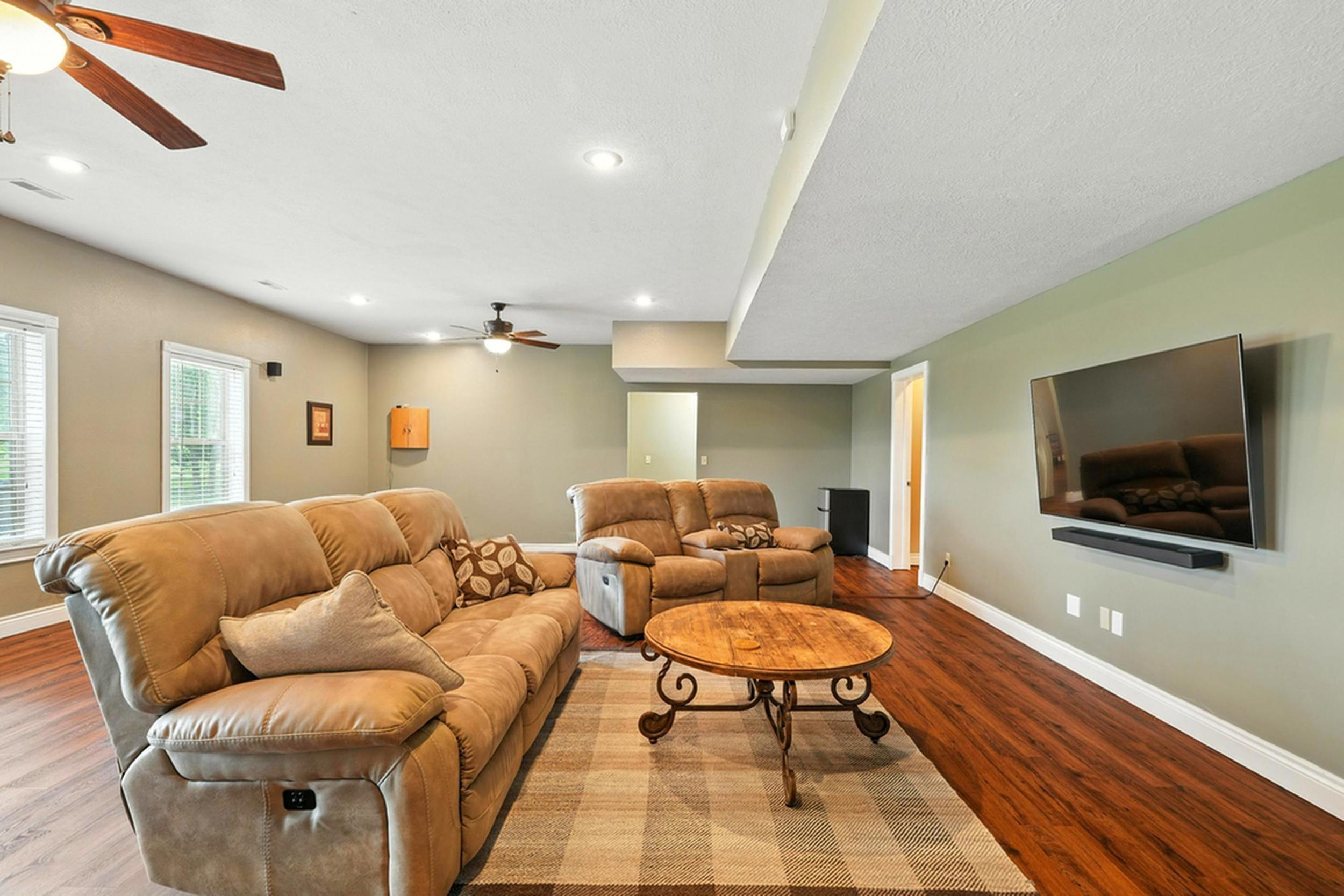 5320 North Willow Road Property Photo 19