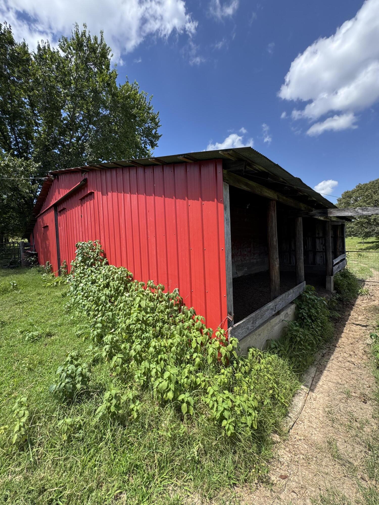 13921 County Road 6910 Property Photo 10