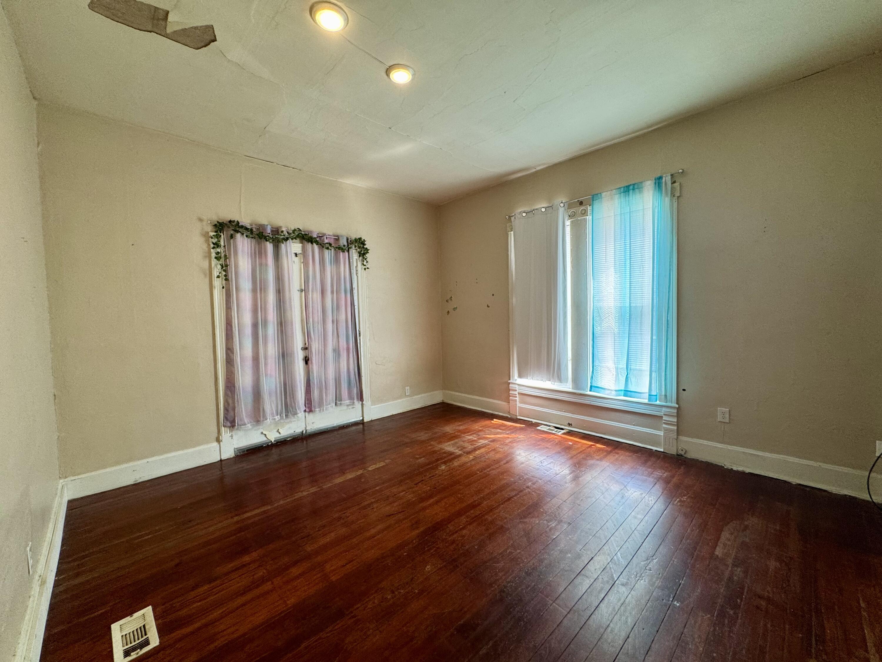 1606 East Blaine Street Property Photo 13