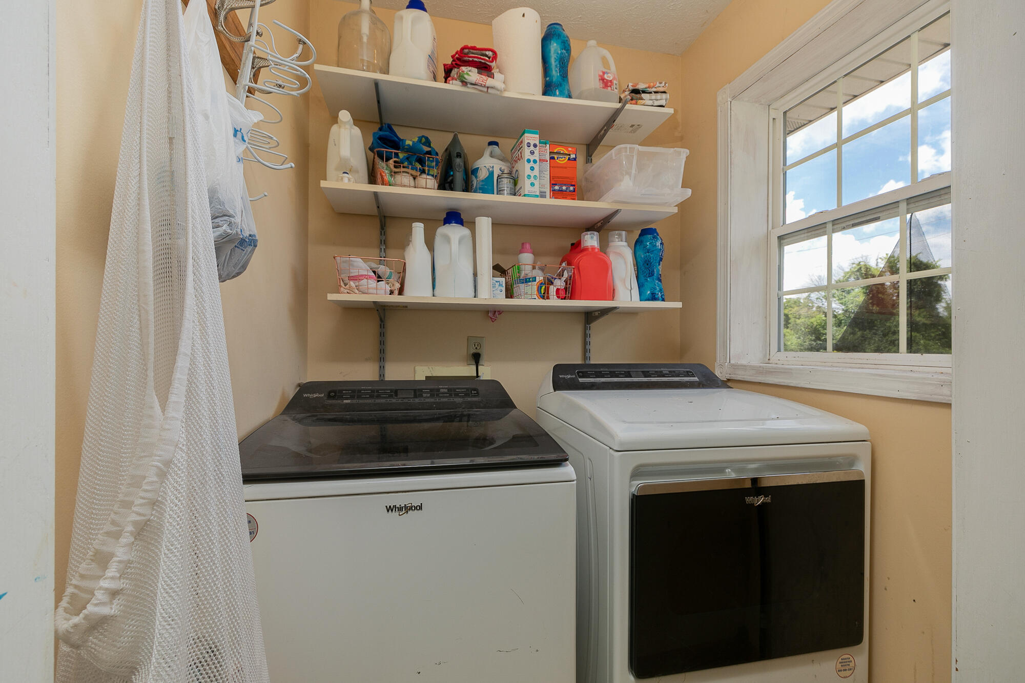 305 Hughes Road Property Photo 14