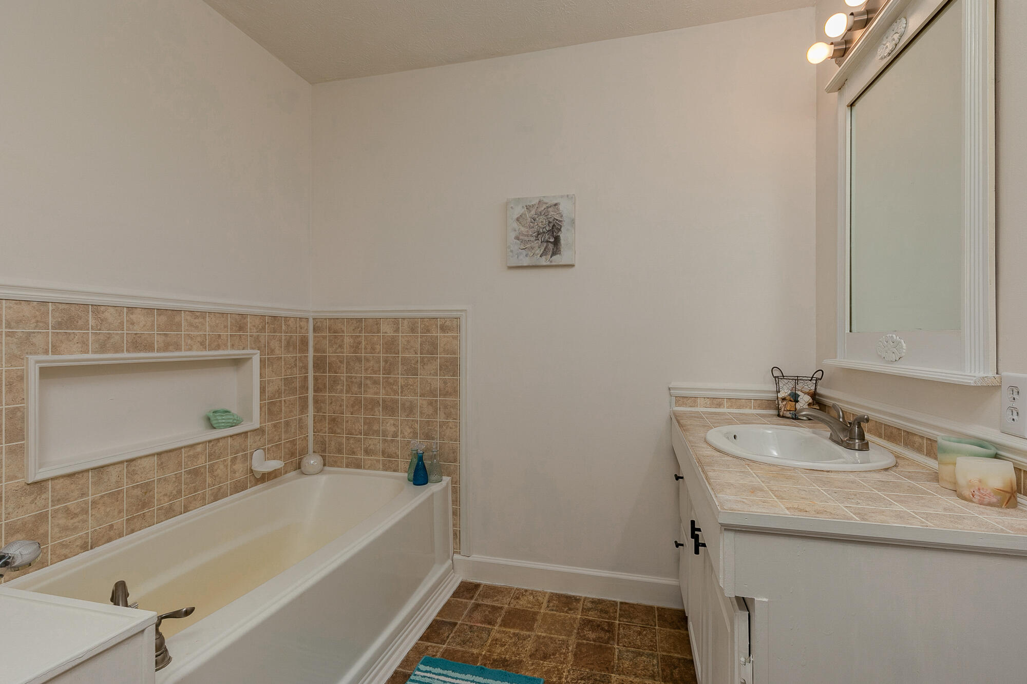 305 Hughes Road Property Photo 18