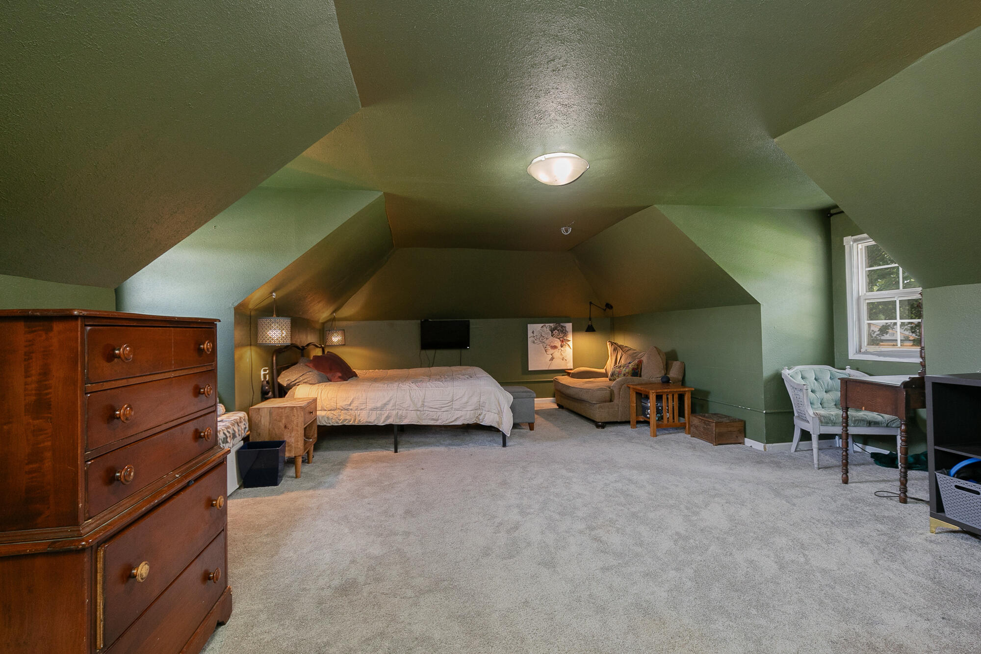 305 Hughes Road Property Photo 29