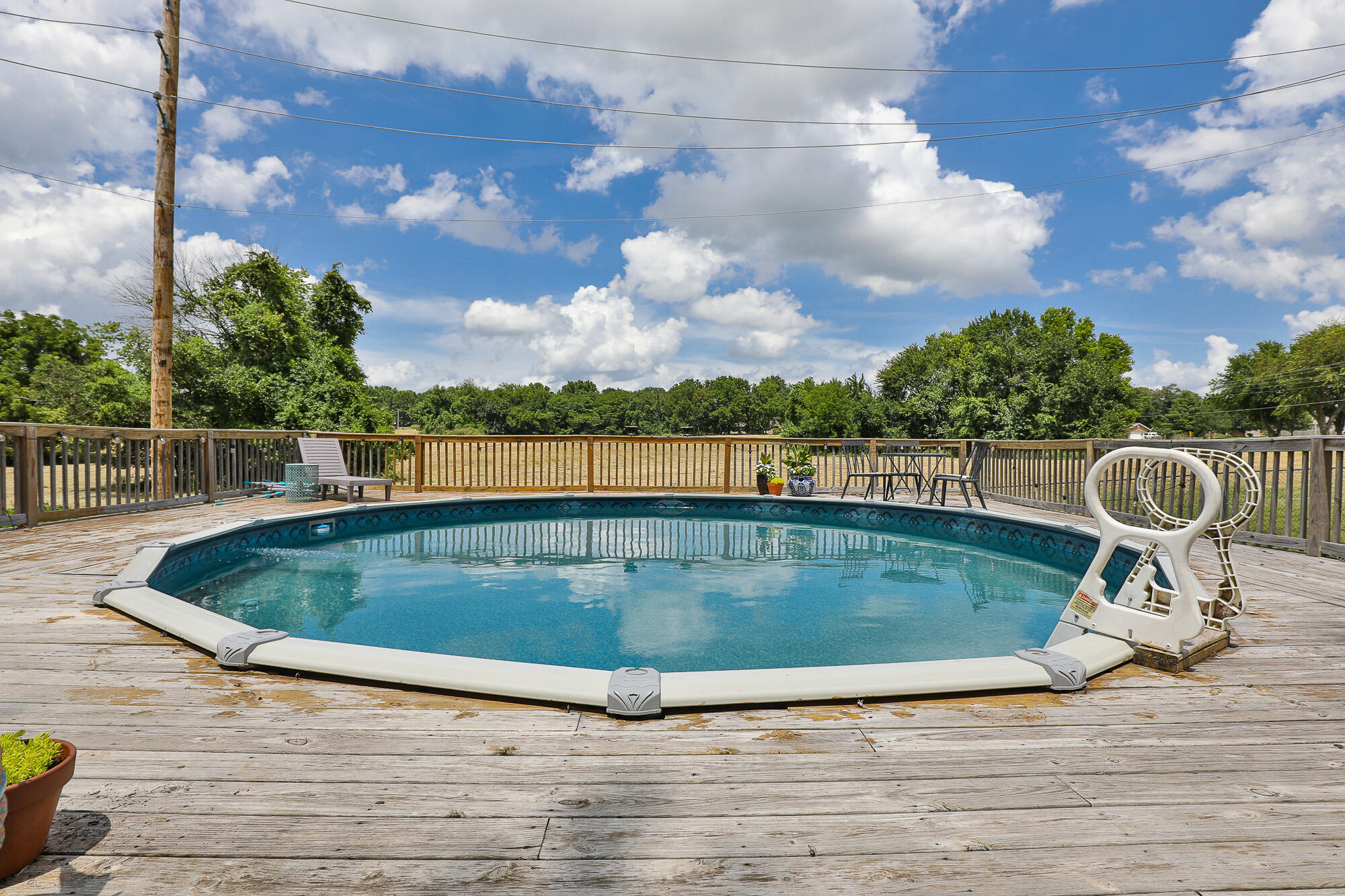 305 Hughes Road Property Photo 37