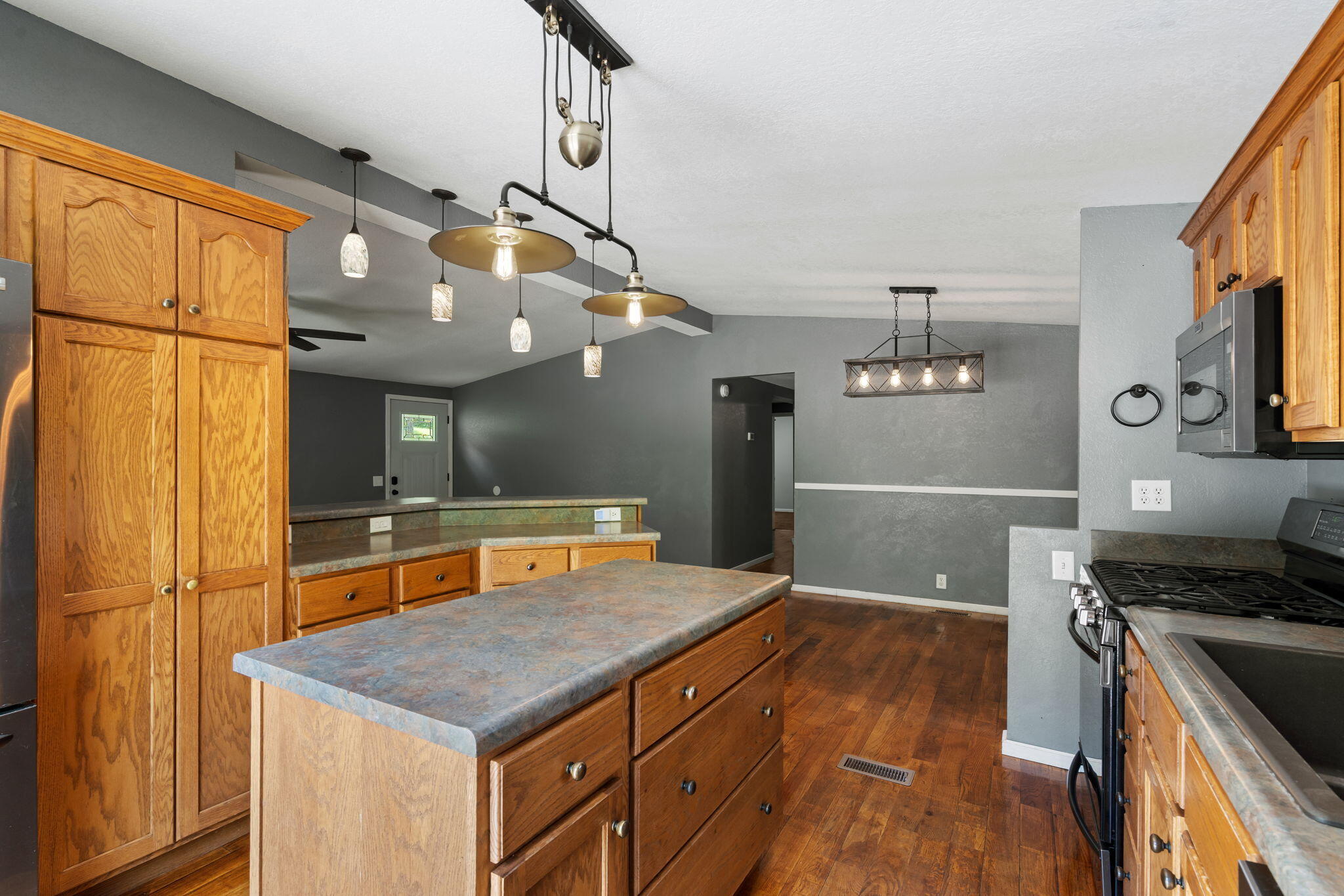337 Jessi Road Property Photo 10