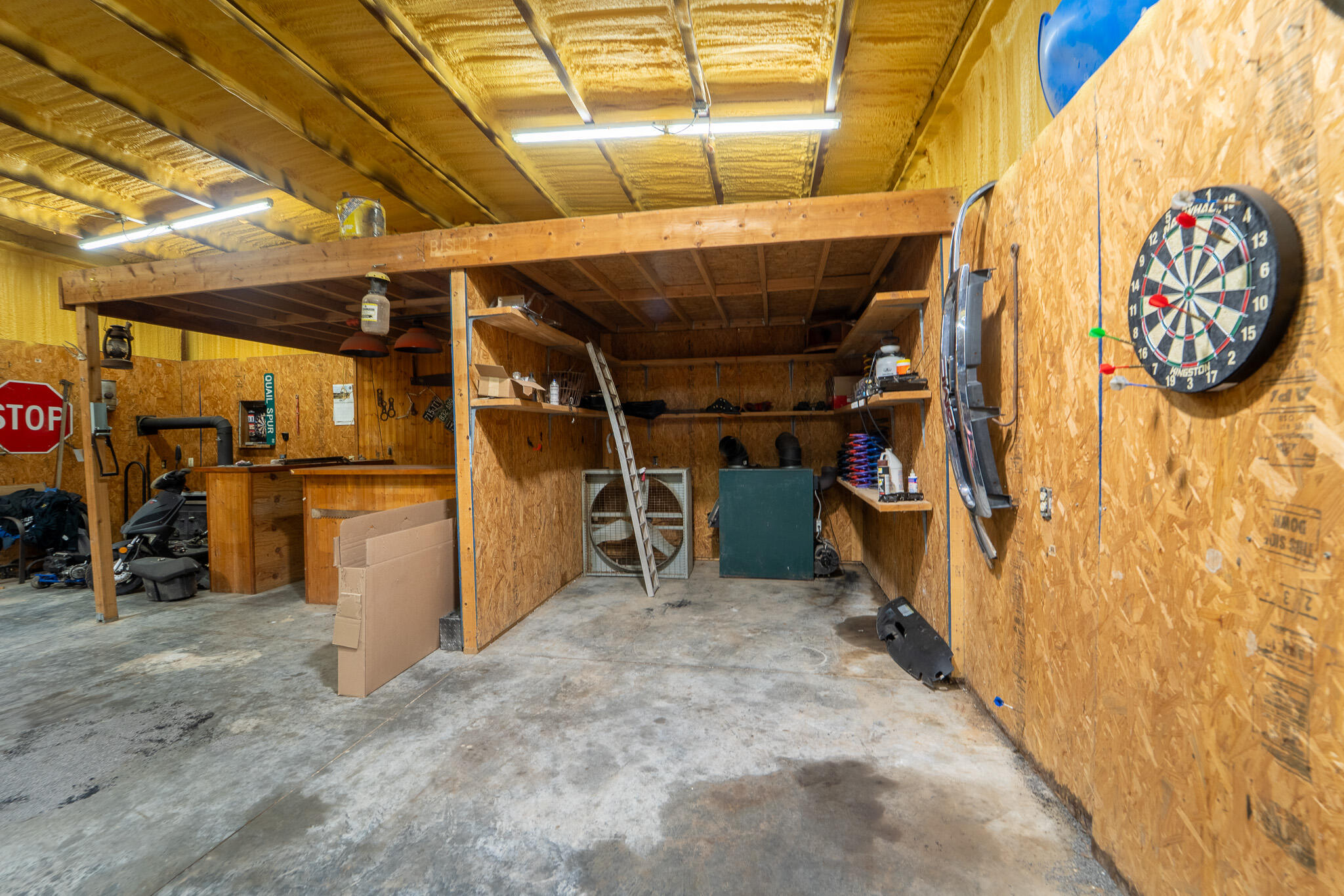 23740 Lawrence 1170 Property Photo 11