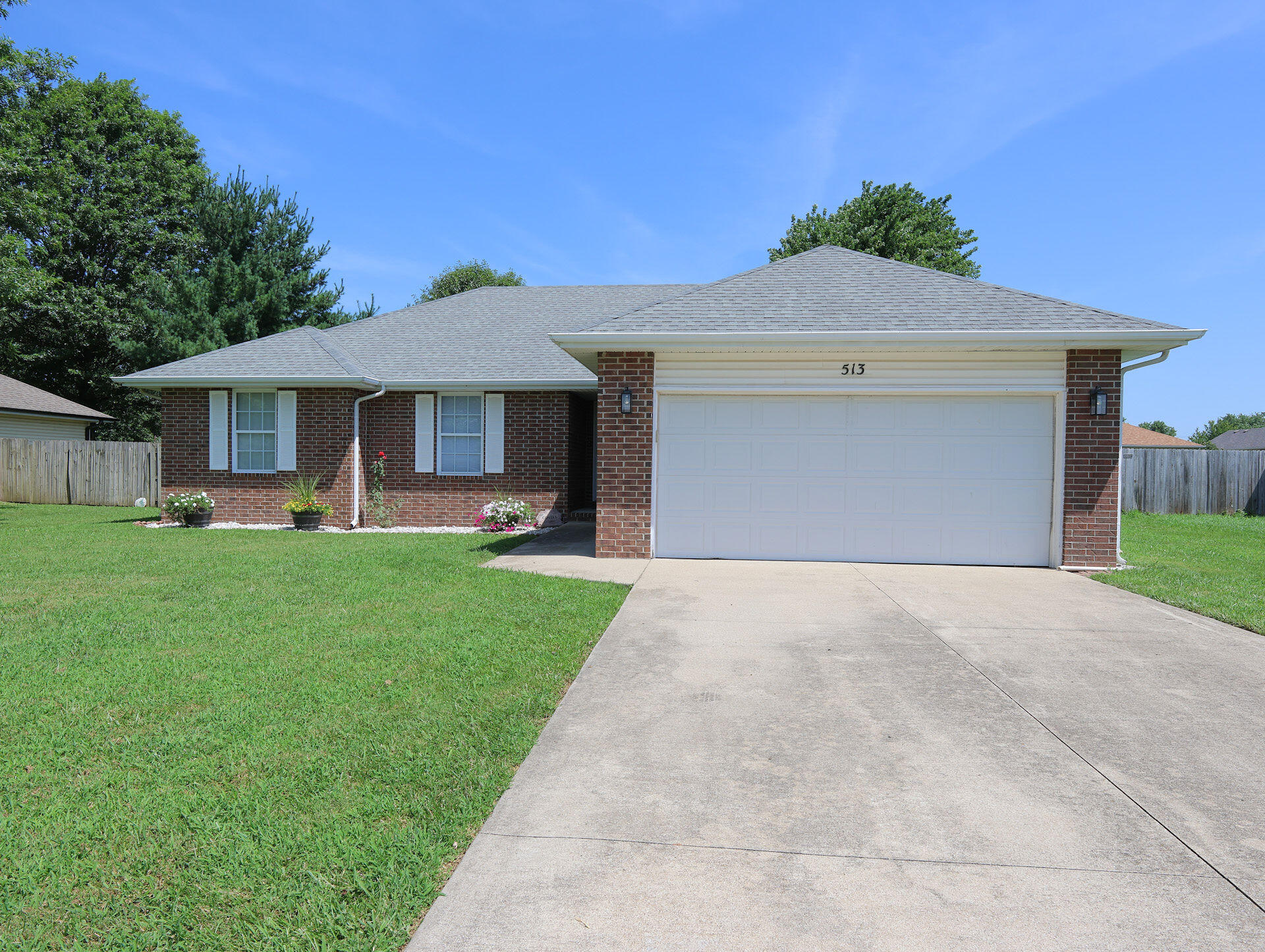 513 Osage Drive Property Photo 1