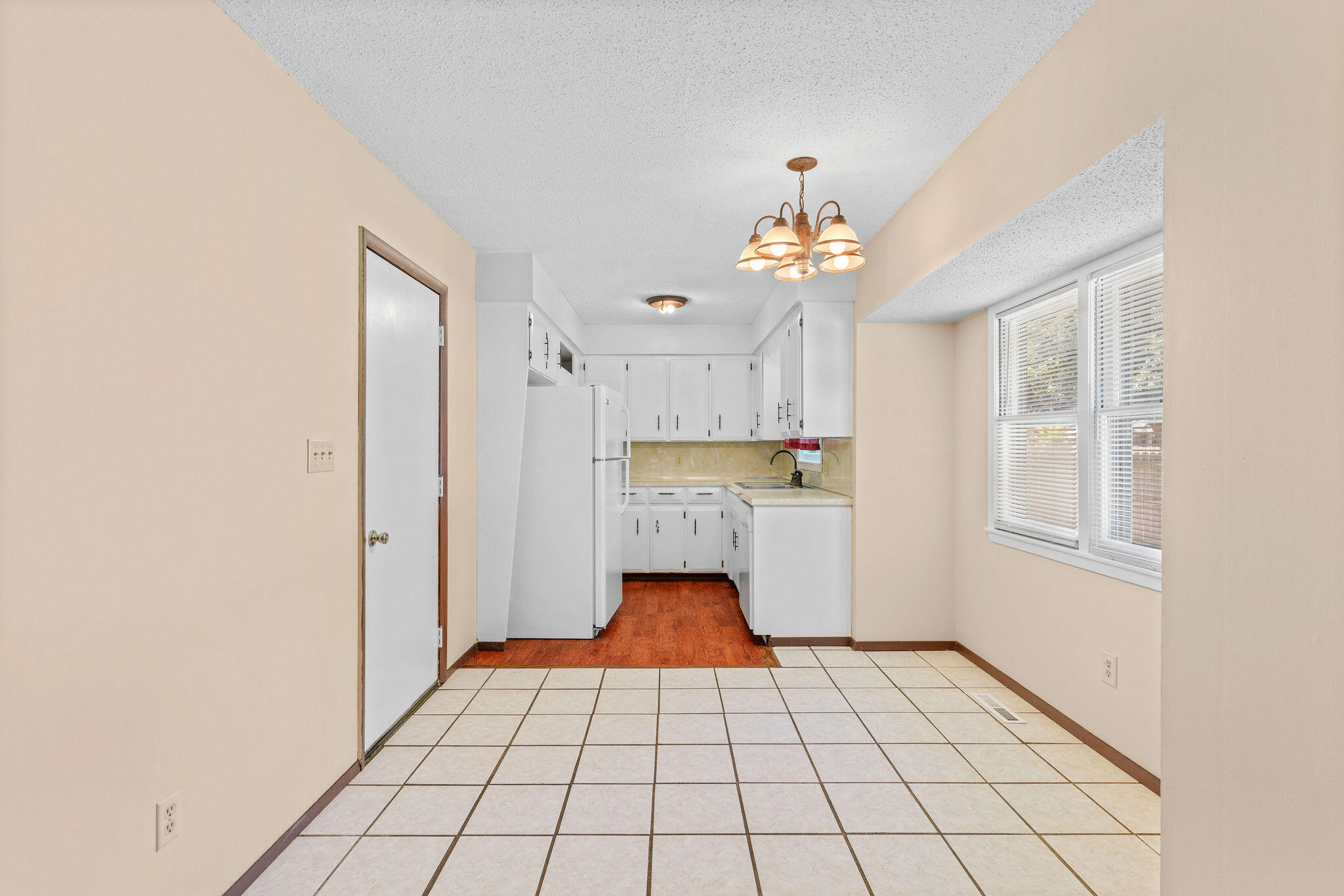 3543 South Nettleton Avenue Property Photo 9