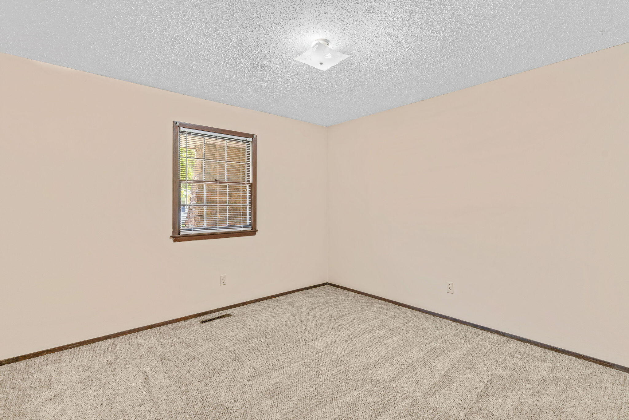 3543 South Nettleton Avenue Property Photo 11