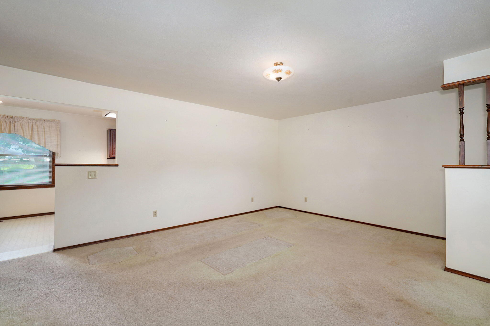 2060 North Marion Avenue Property Photo 7